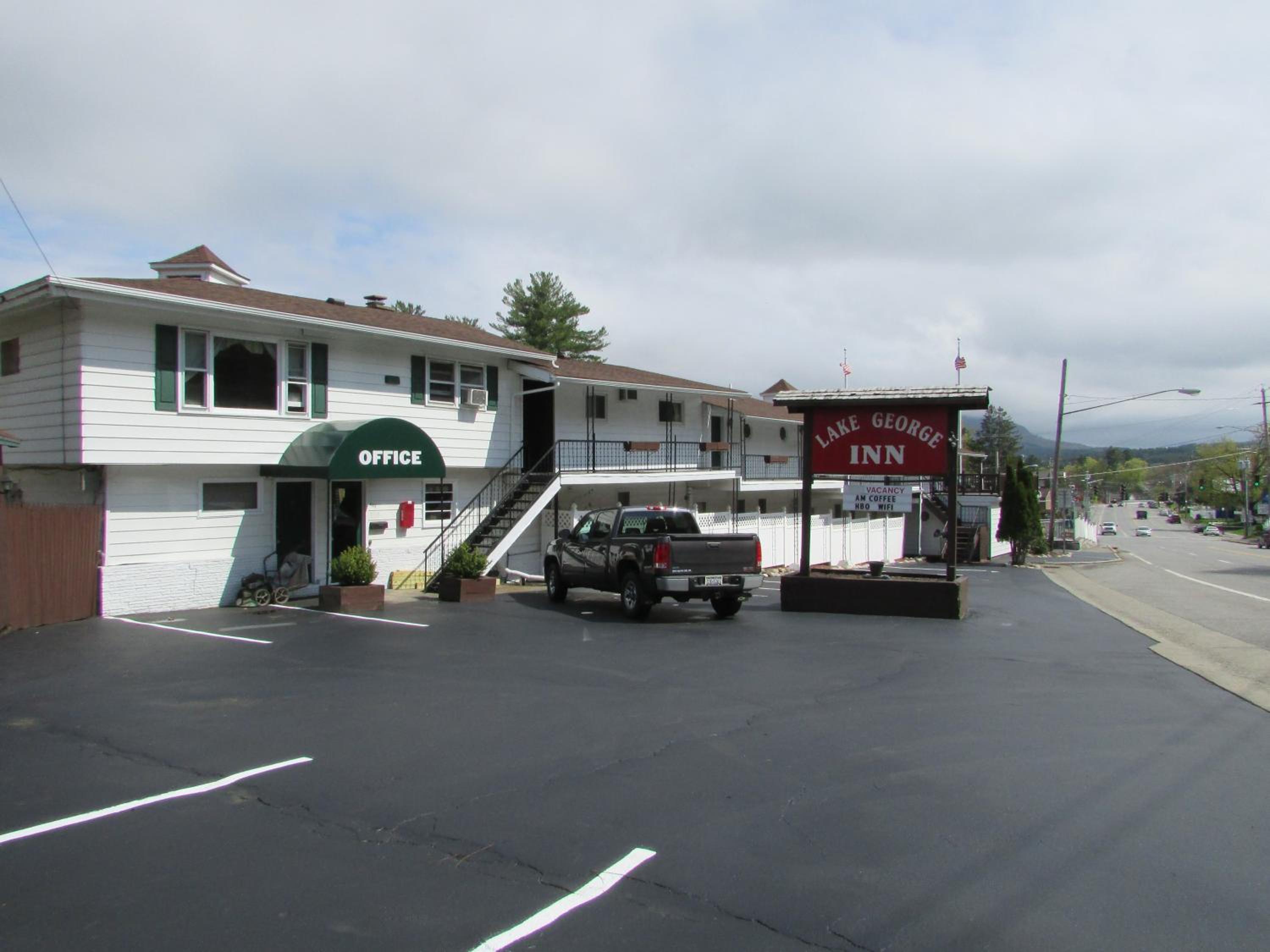 The Lake George Inn