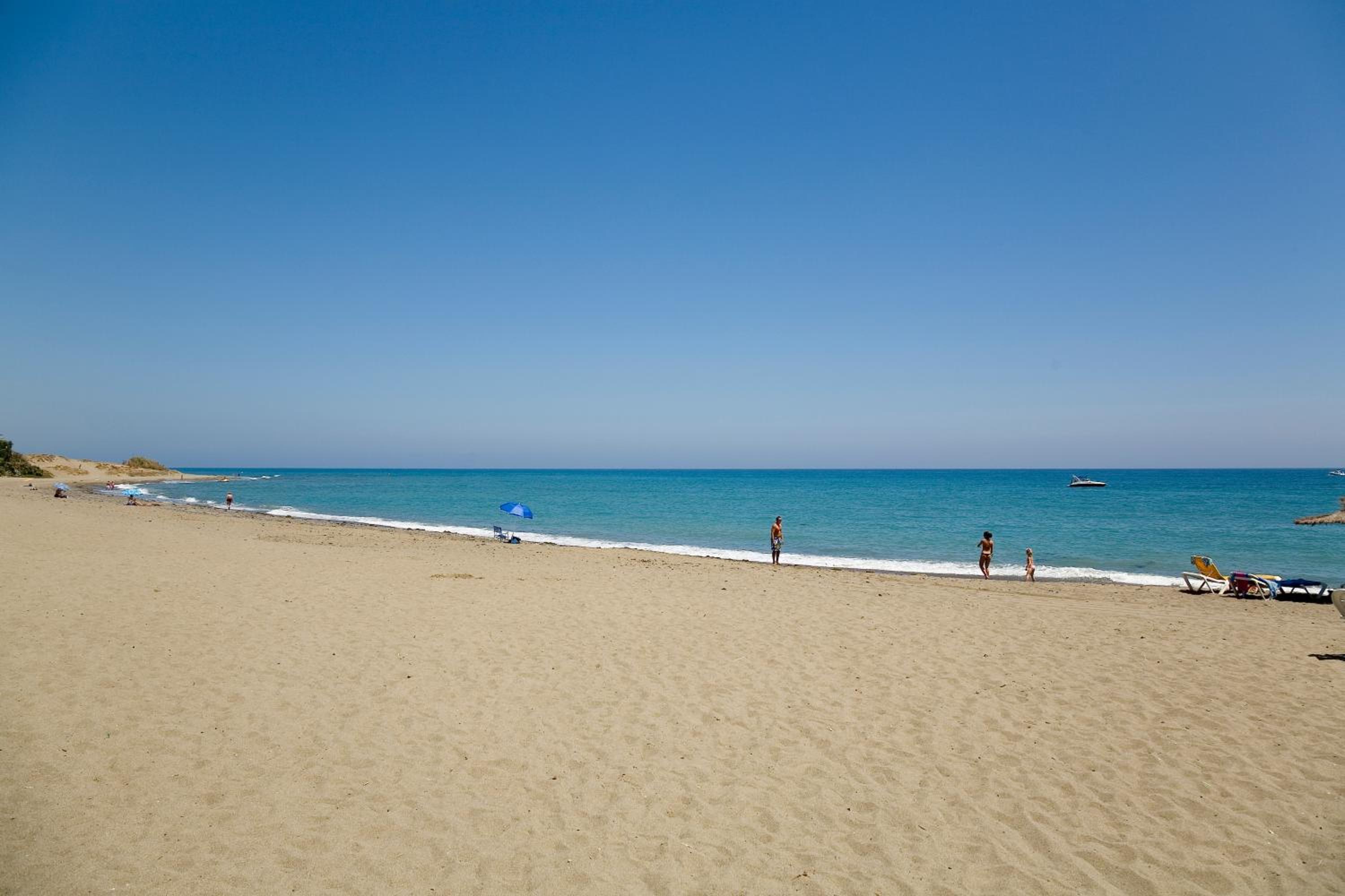 Apartment 213 Guadalmansa Playa Heaven Beach Apartrments view 3