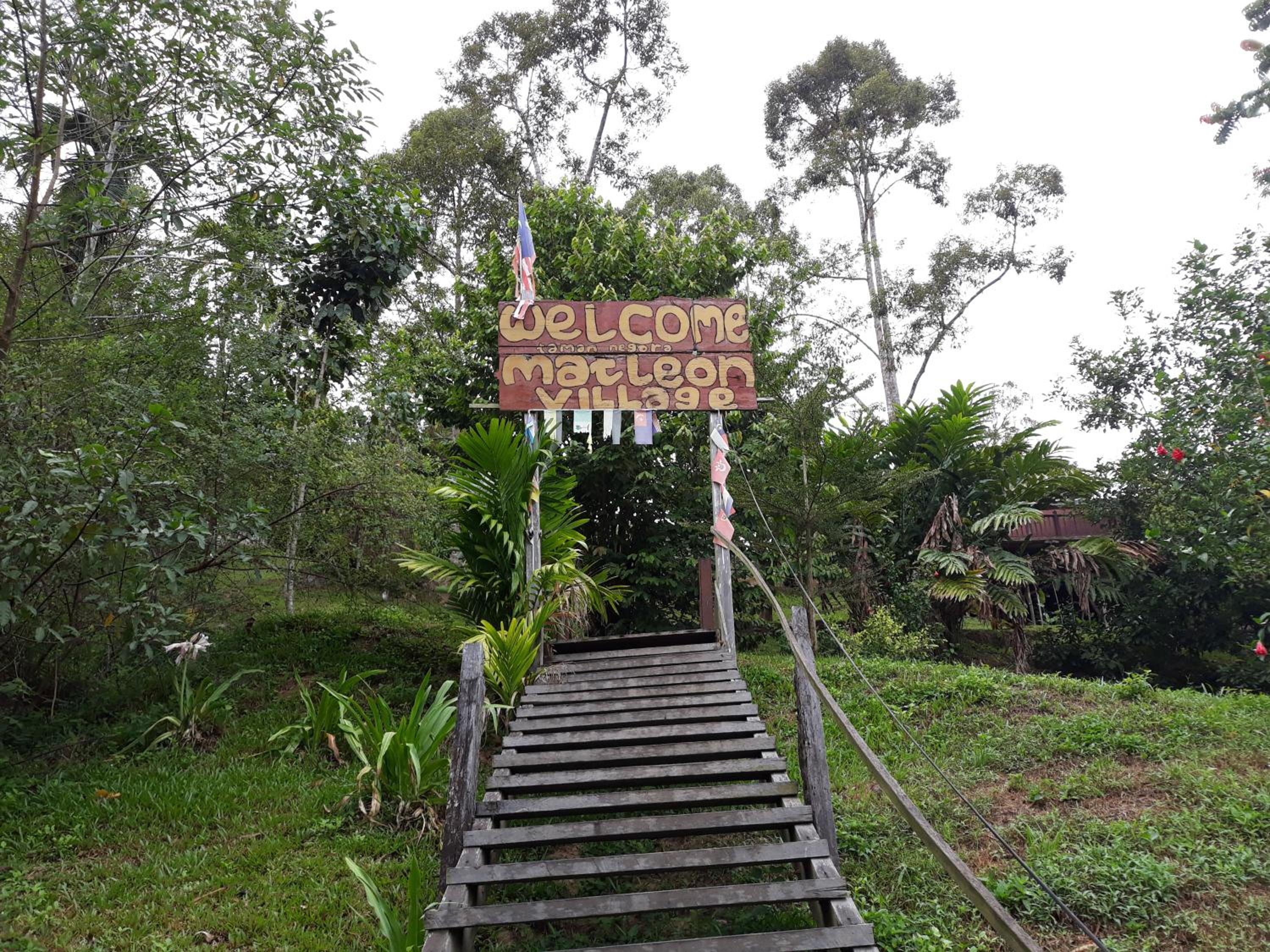 Matleon village