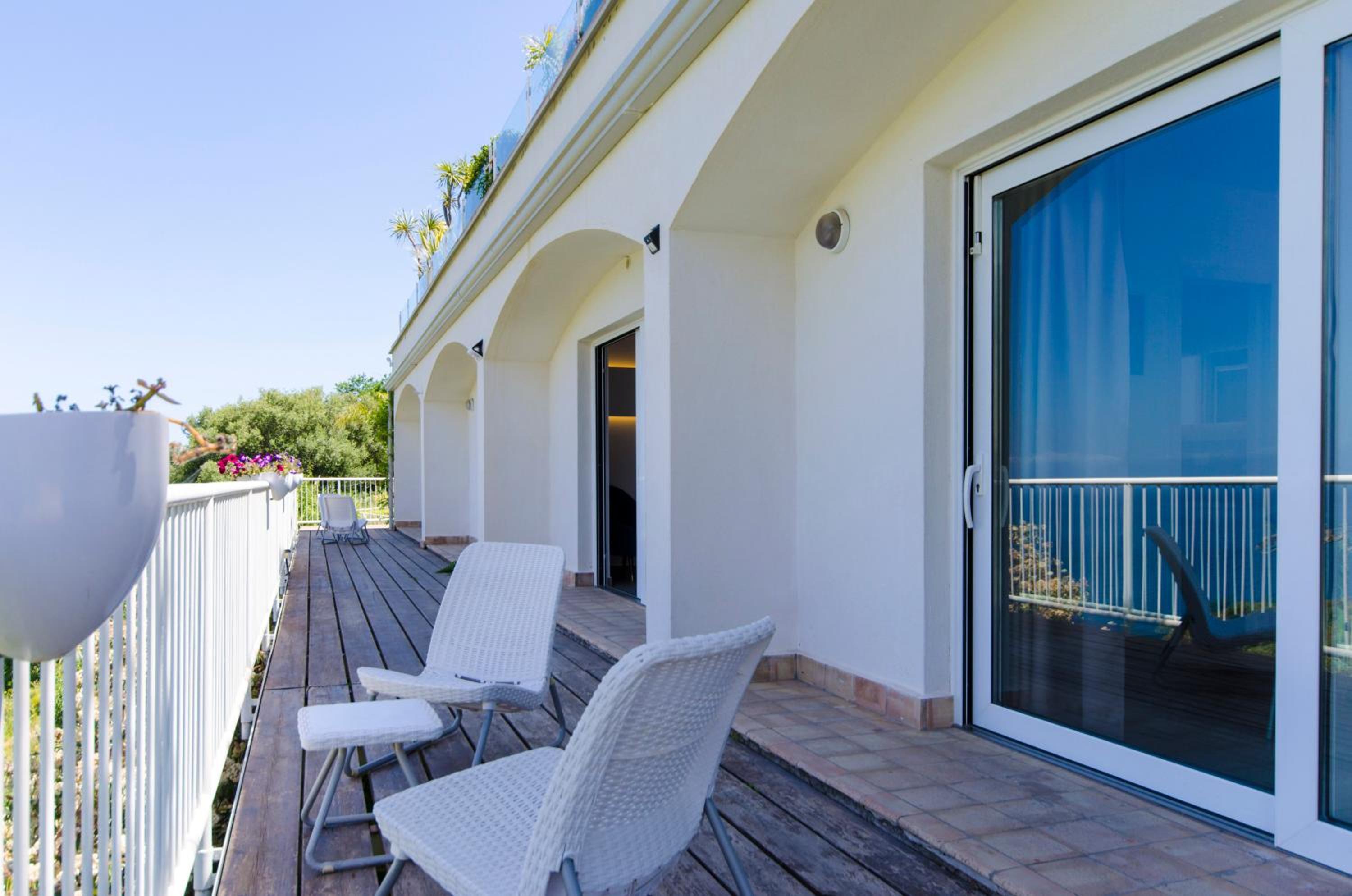 Luxury Taorum villa with spectacular sea views in Taormina