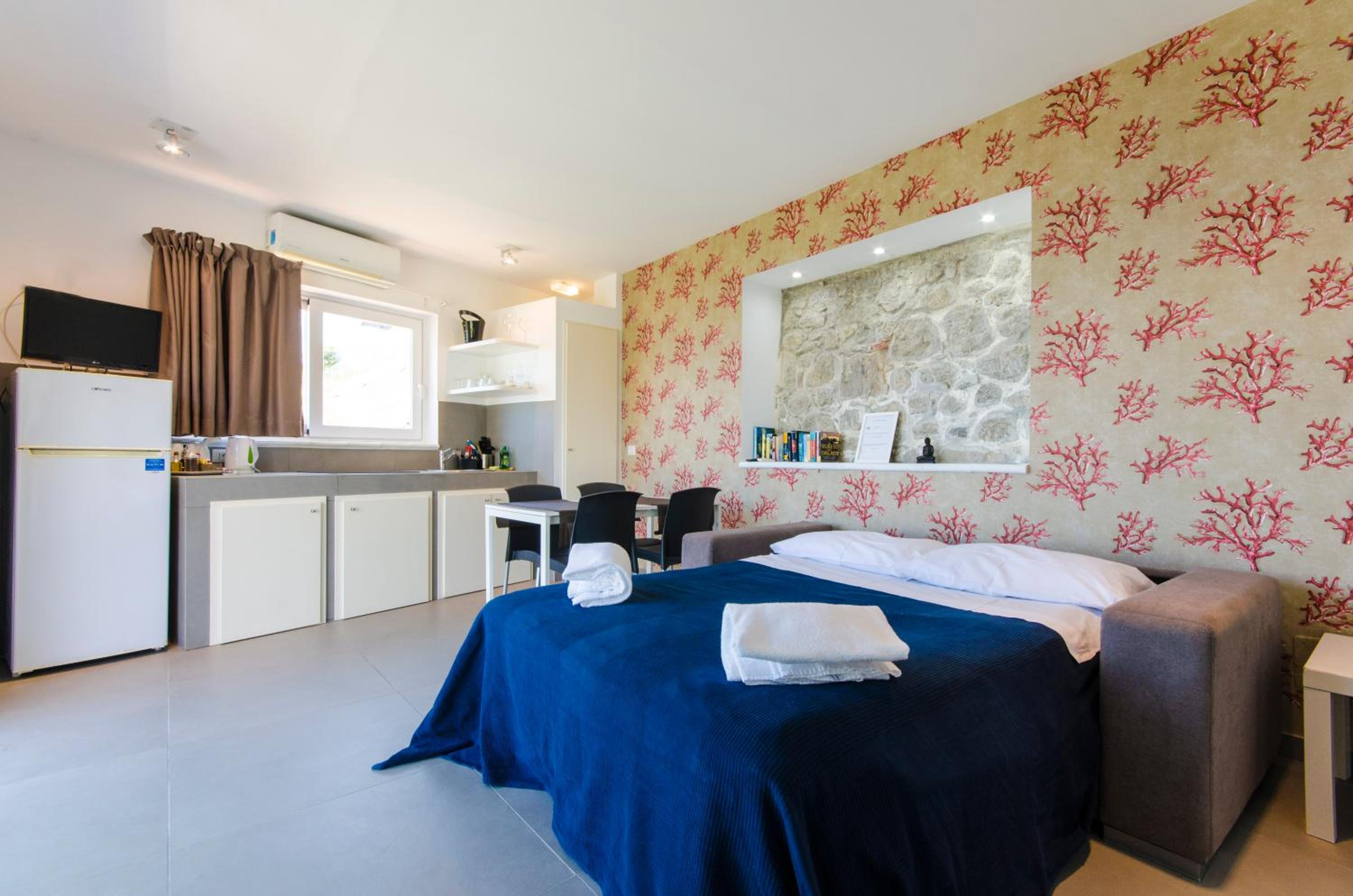 Luxury Taorum villa with spectacular sea views in Taormina