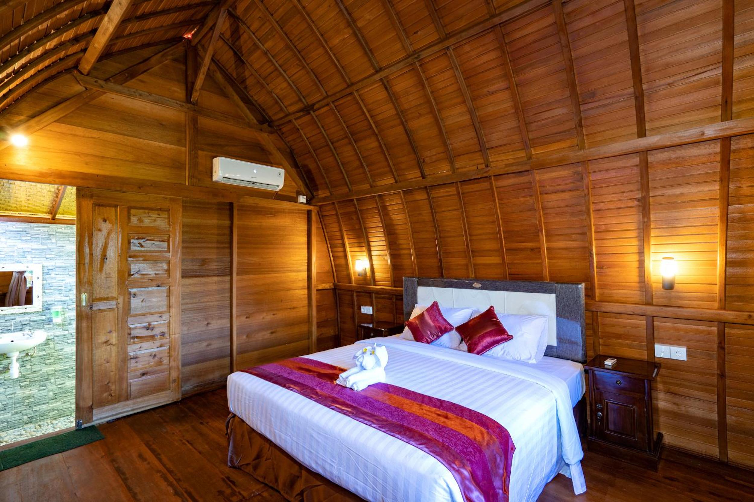 The Soggol Lembongan view 3