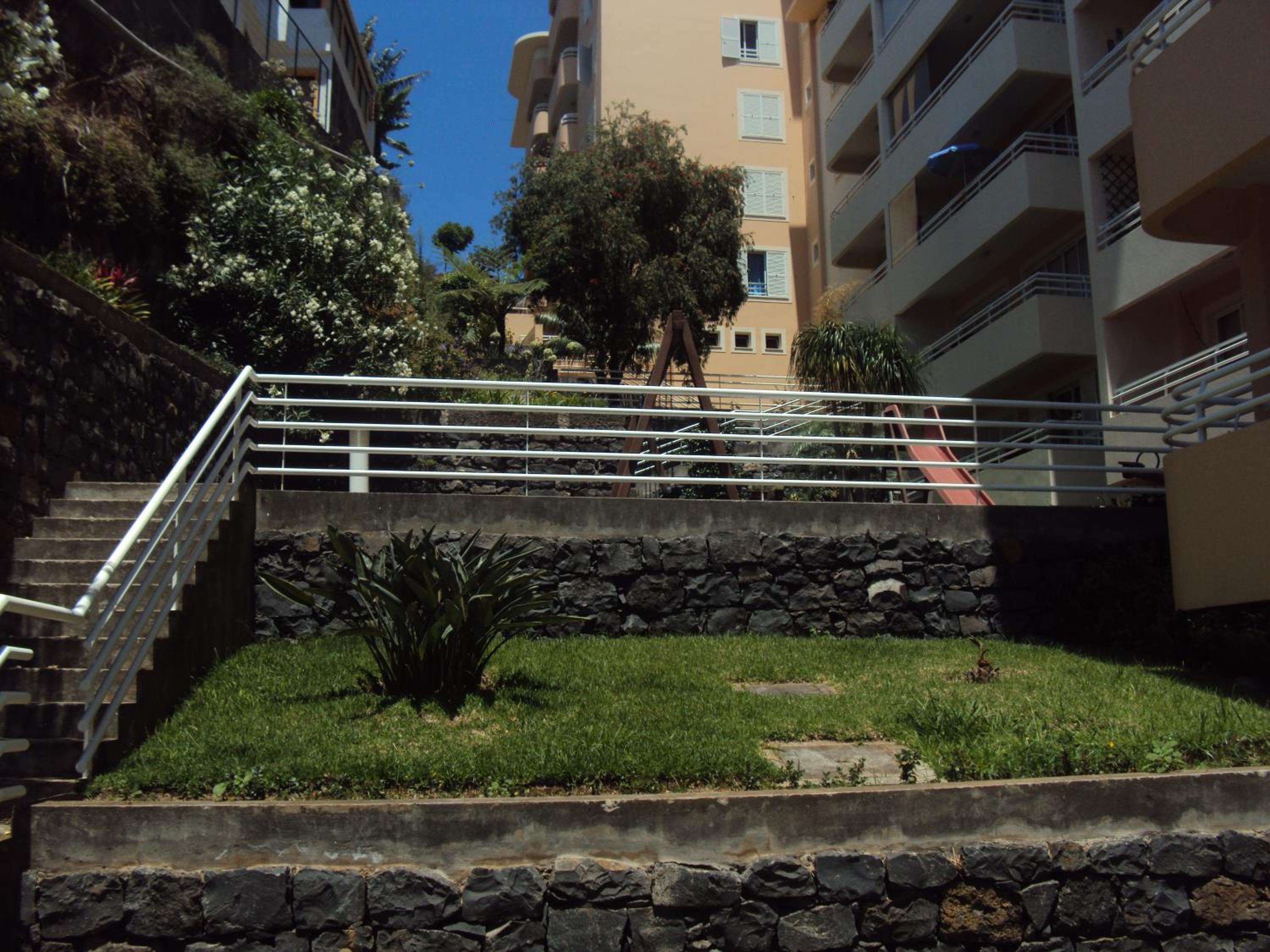 Lido Funchal Apartment balcony sea view view 4