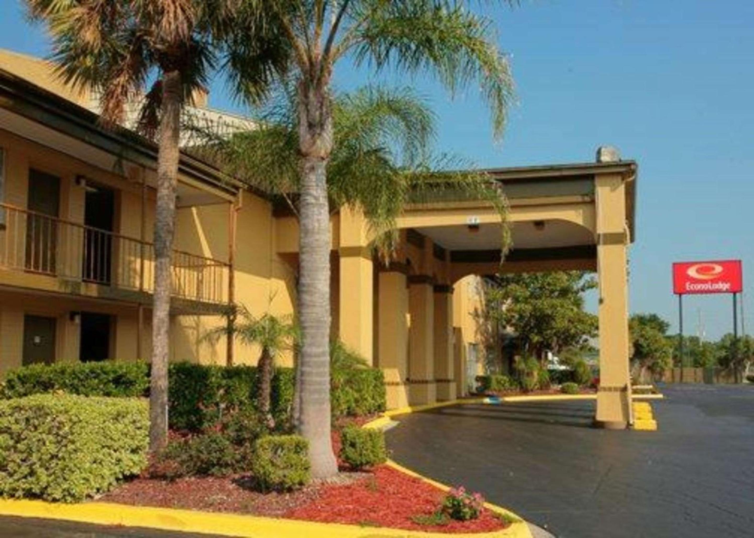 Econo Lodge-0