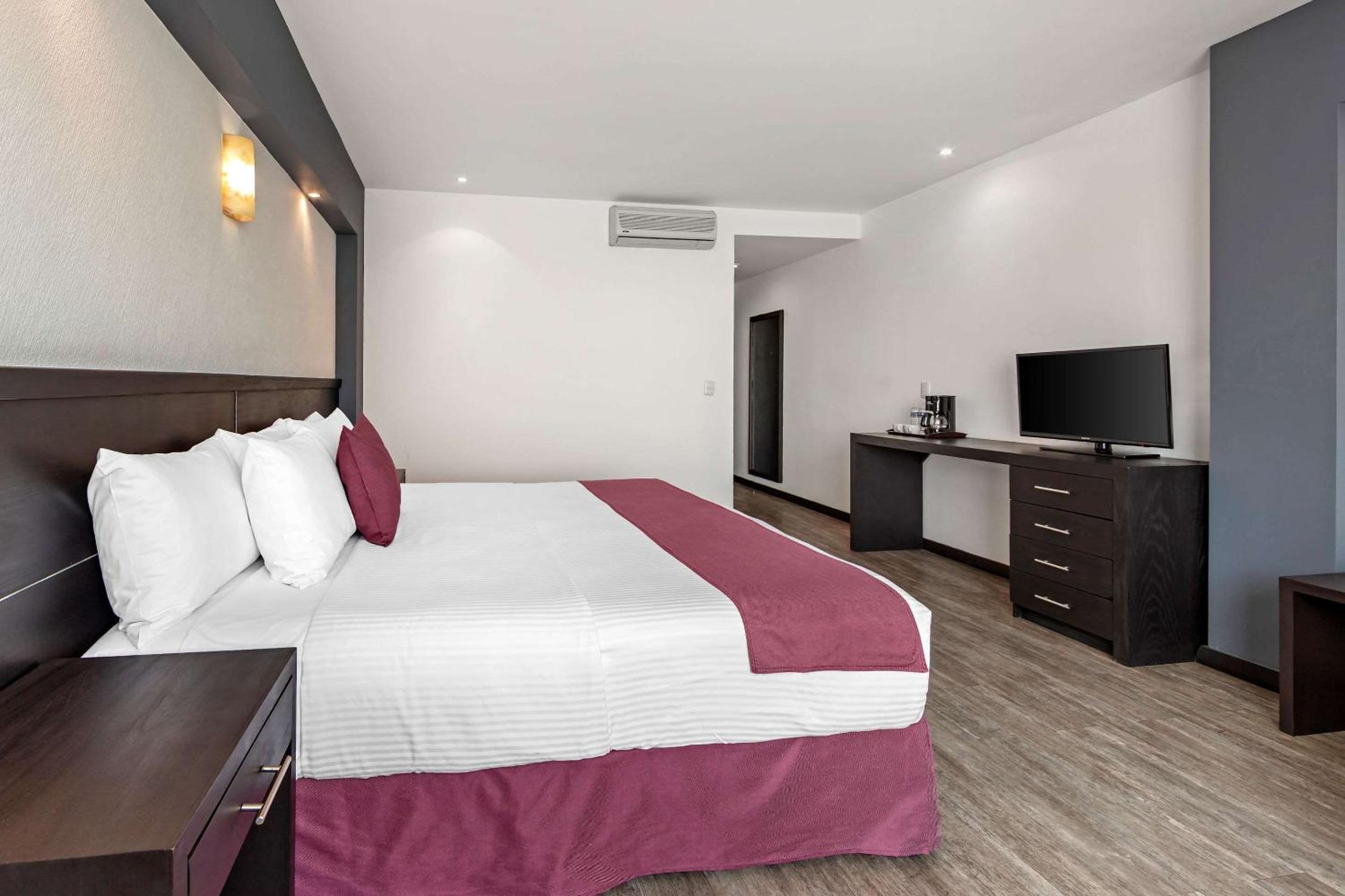 Comfort Inn Morelia - Property Image 7