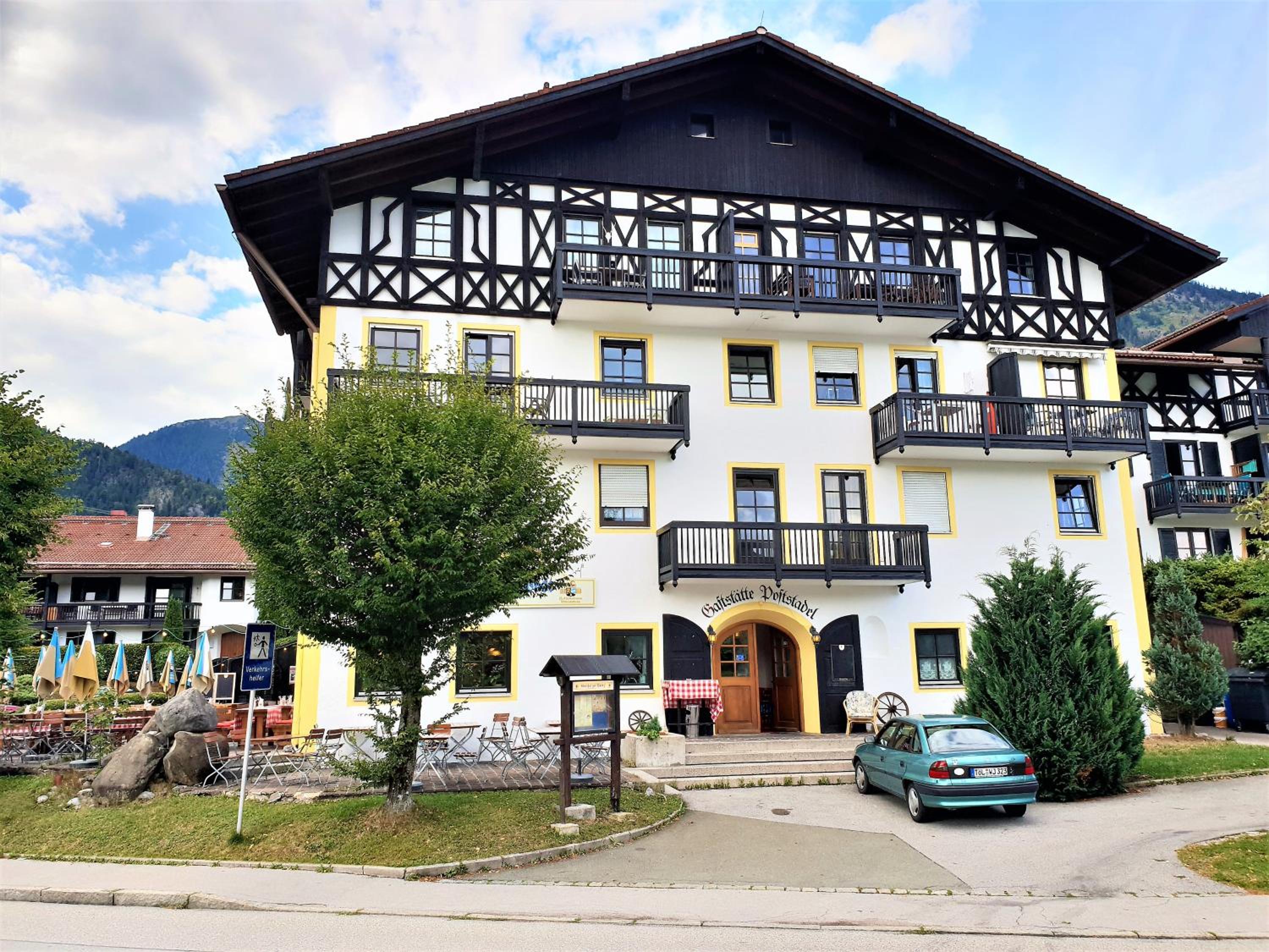 Hotel Ferienwohnung Royal Walchensee - Image 1