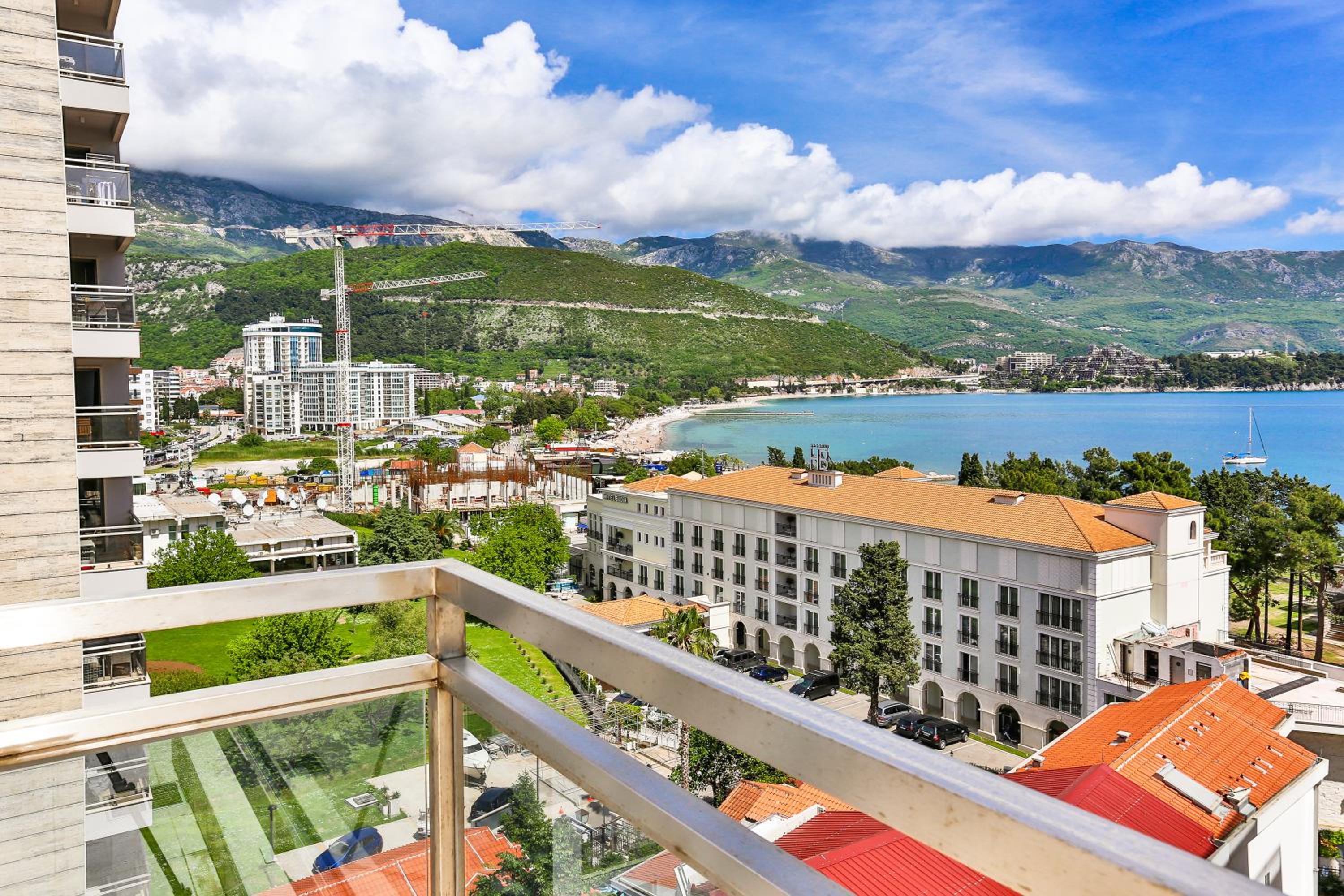 Gufo Apart view 5