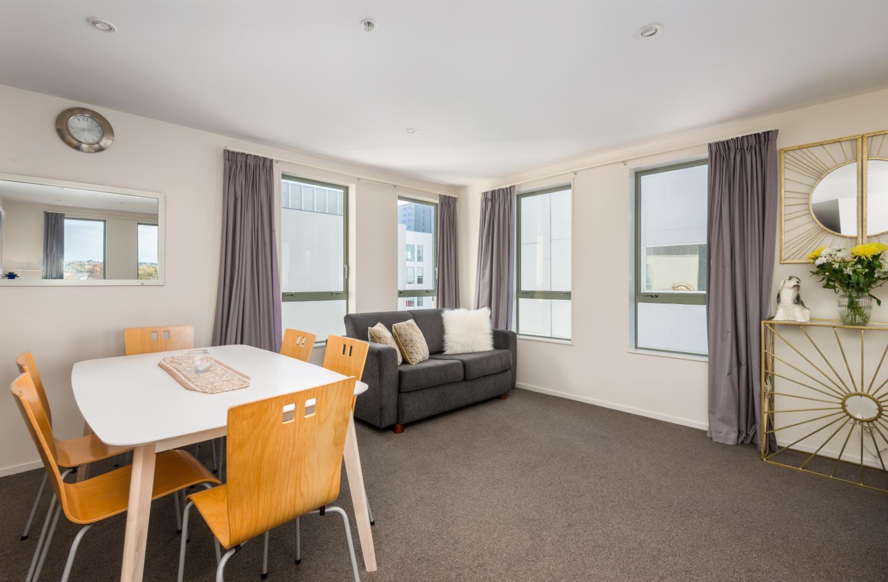 City Center 2bdr apartment with views view 5