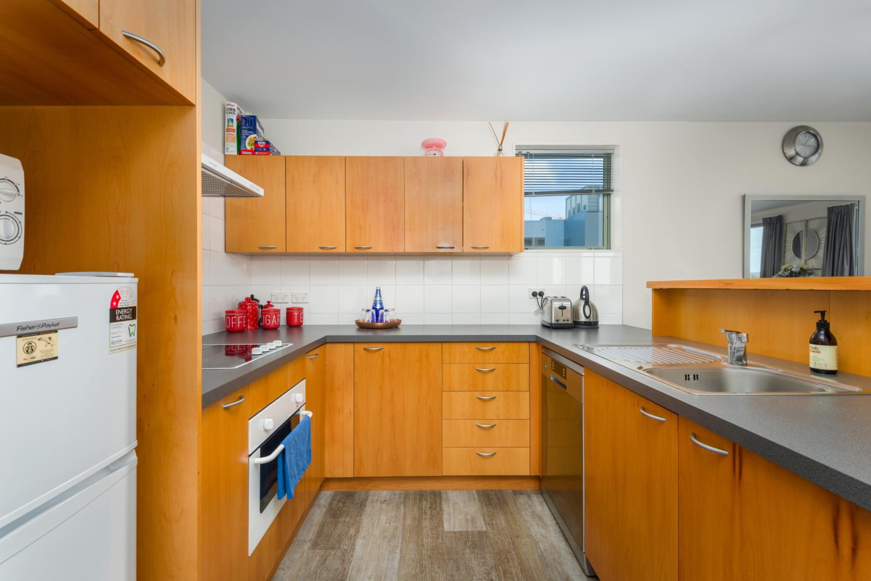 City Center 2bdr apartment with views view 3