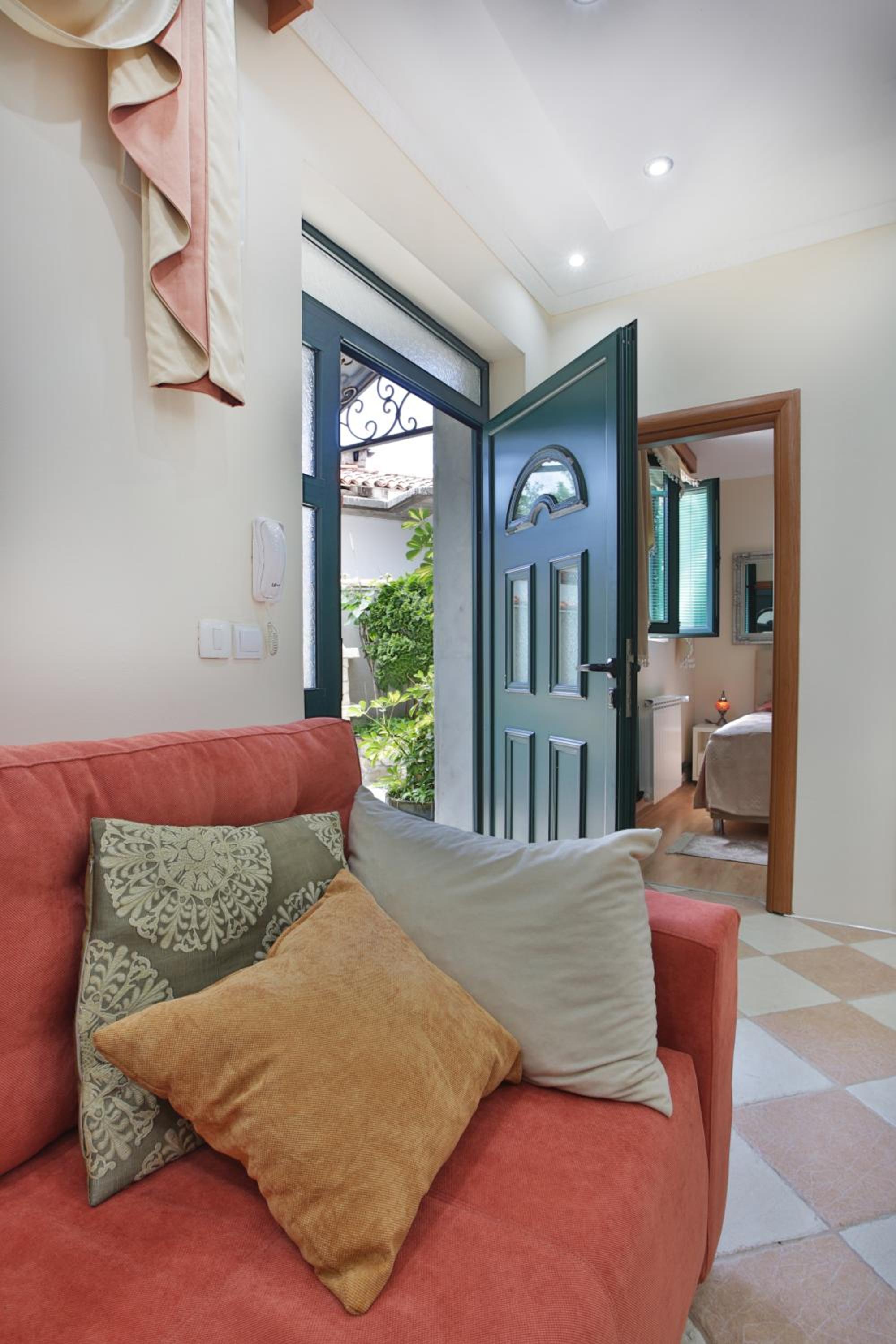 Apartments Holiday Lux view 2