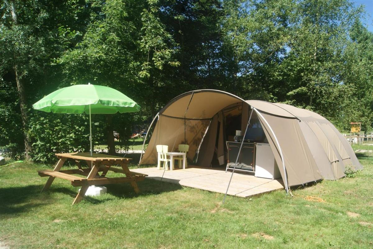 Camping Les Arbois view 3