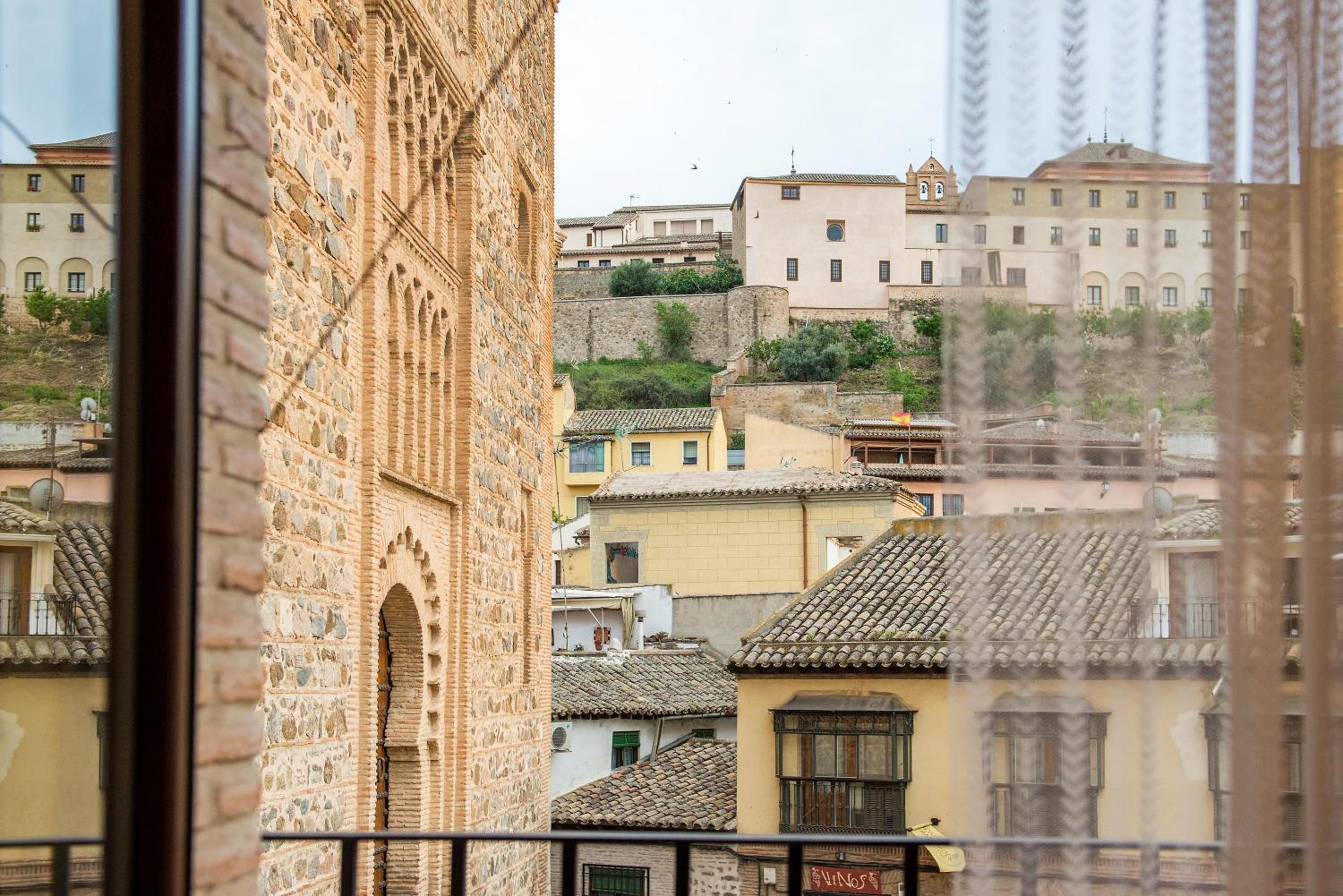 Casa de Bisagra