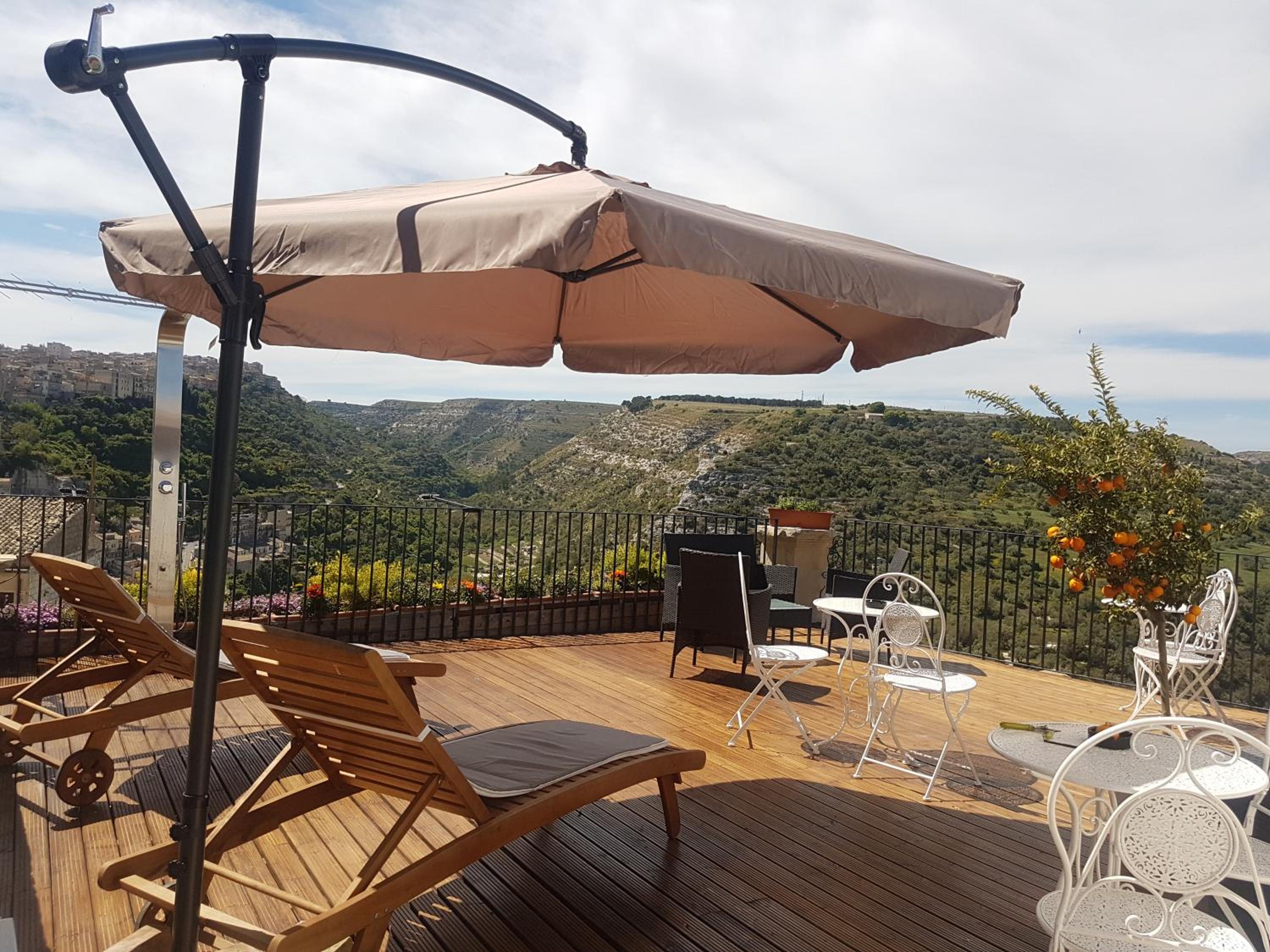 Reusuite view 5