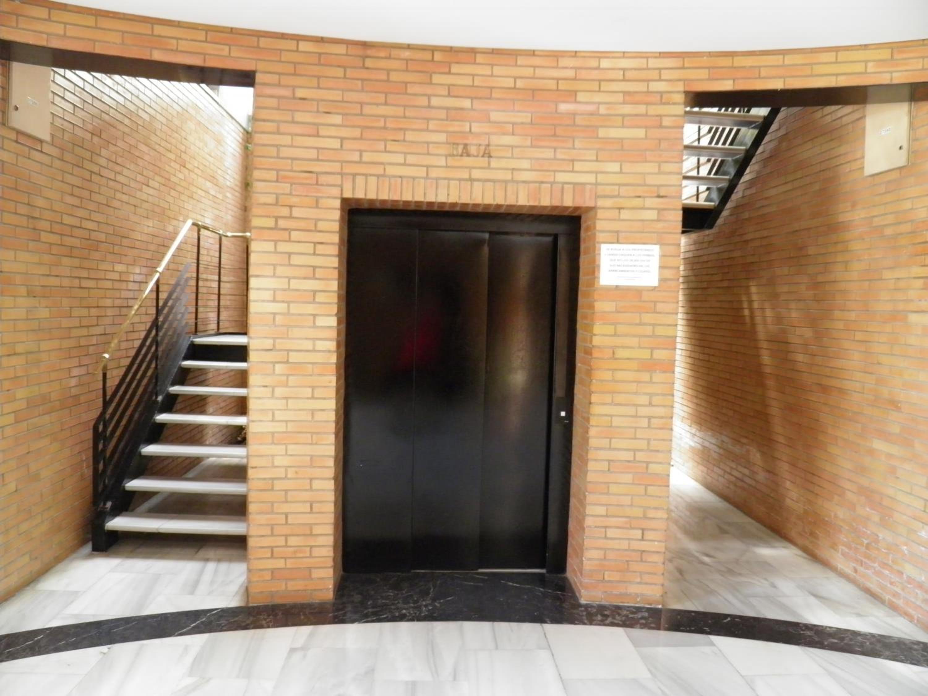 Apartamento Fibes-Congresos Parking Gratis