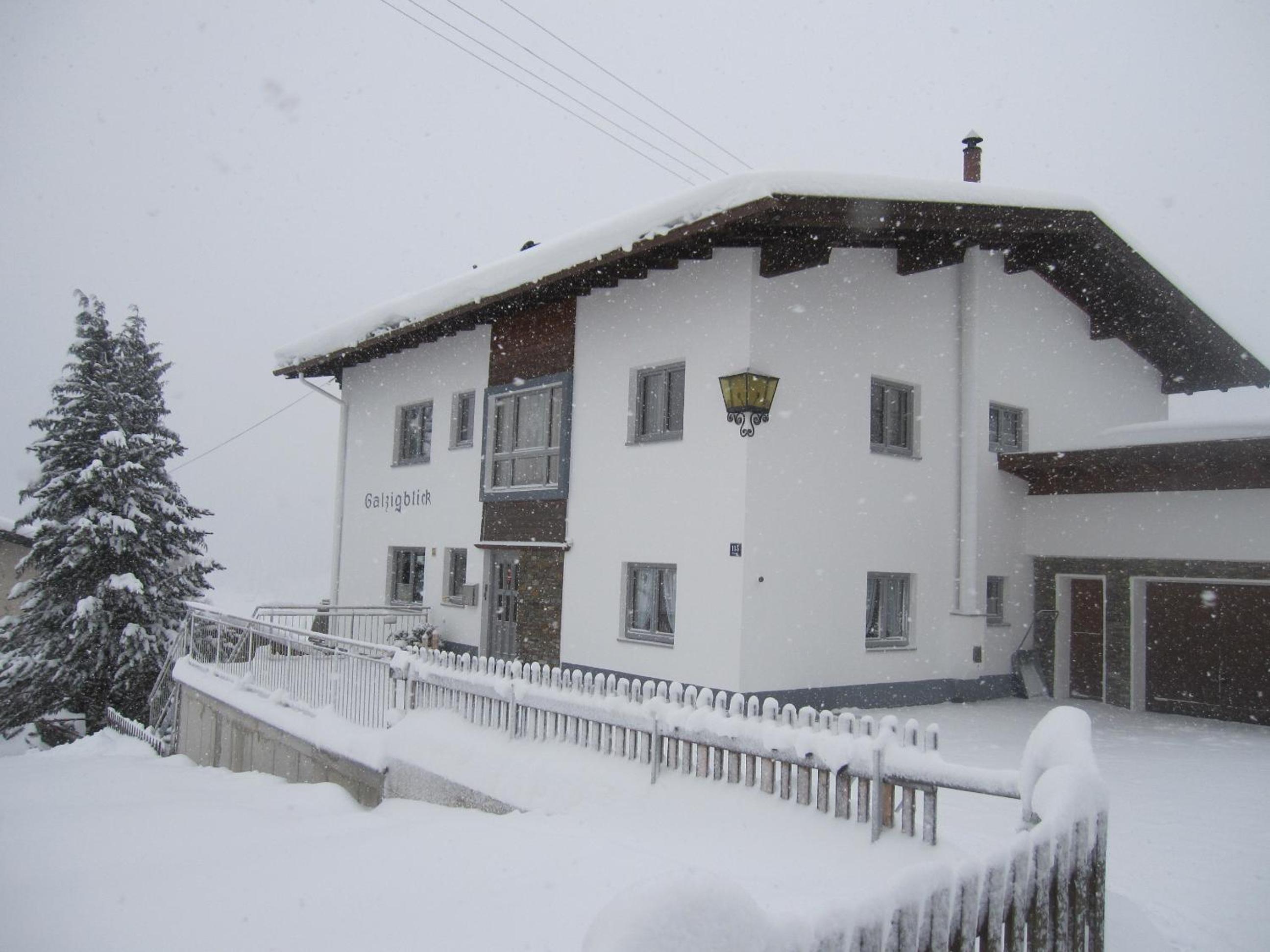 Photo 25