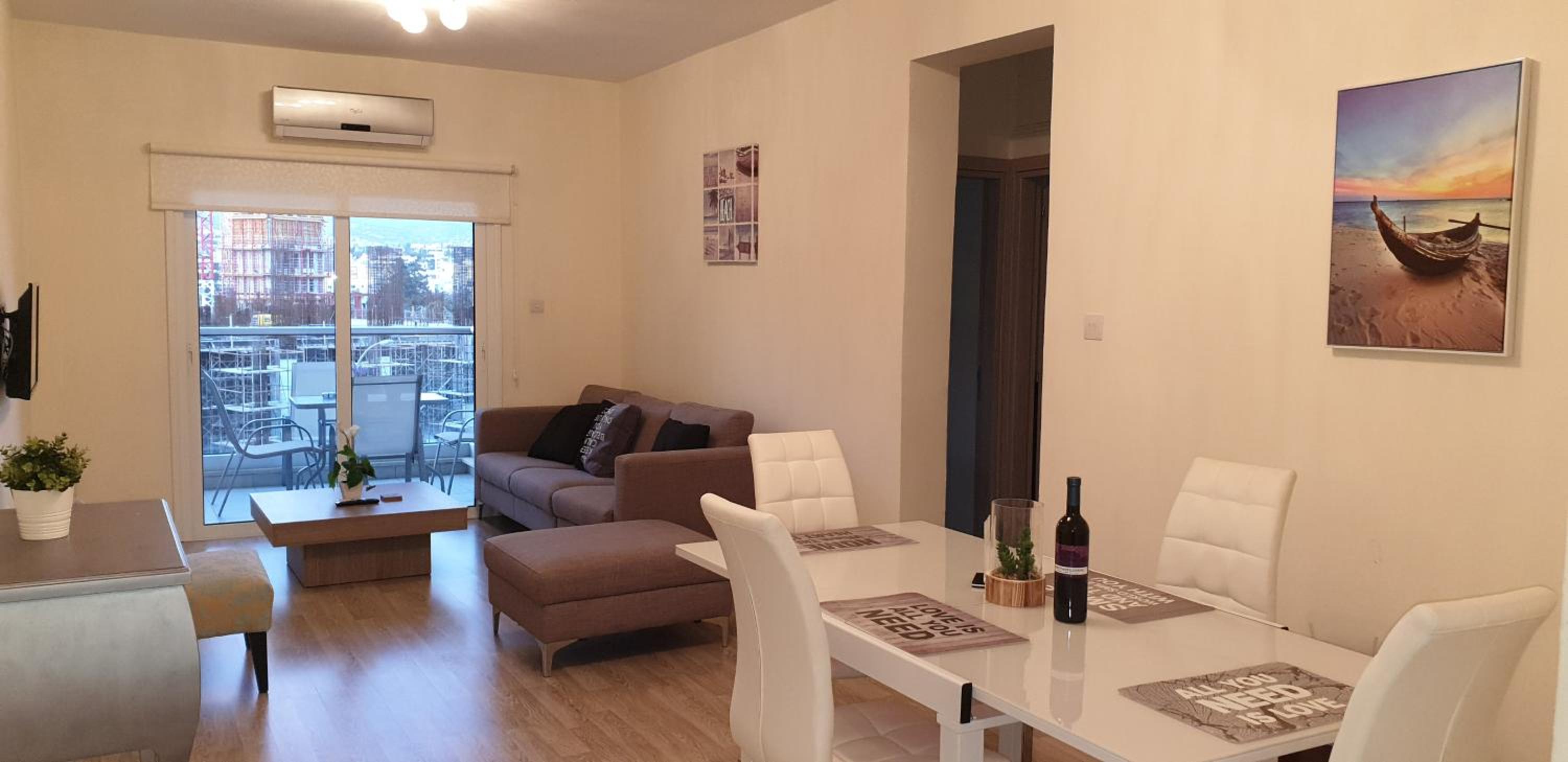 Takelena Apartments