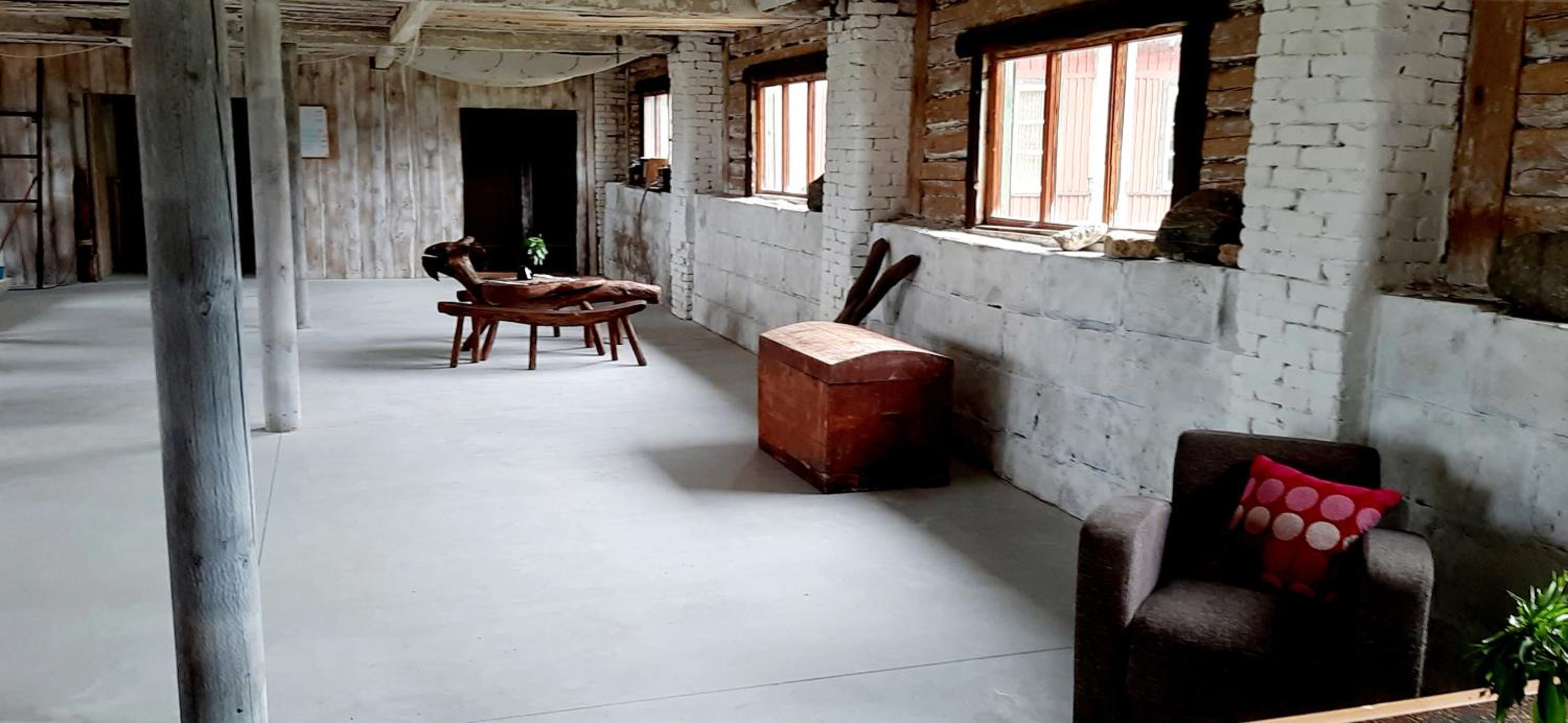 Oitme Hostel