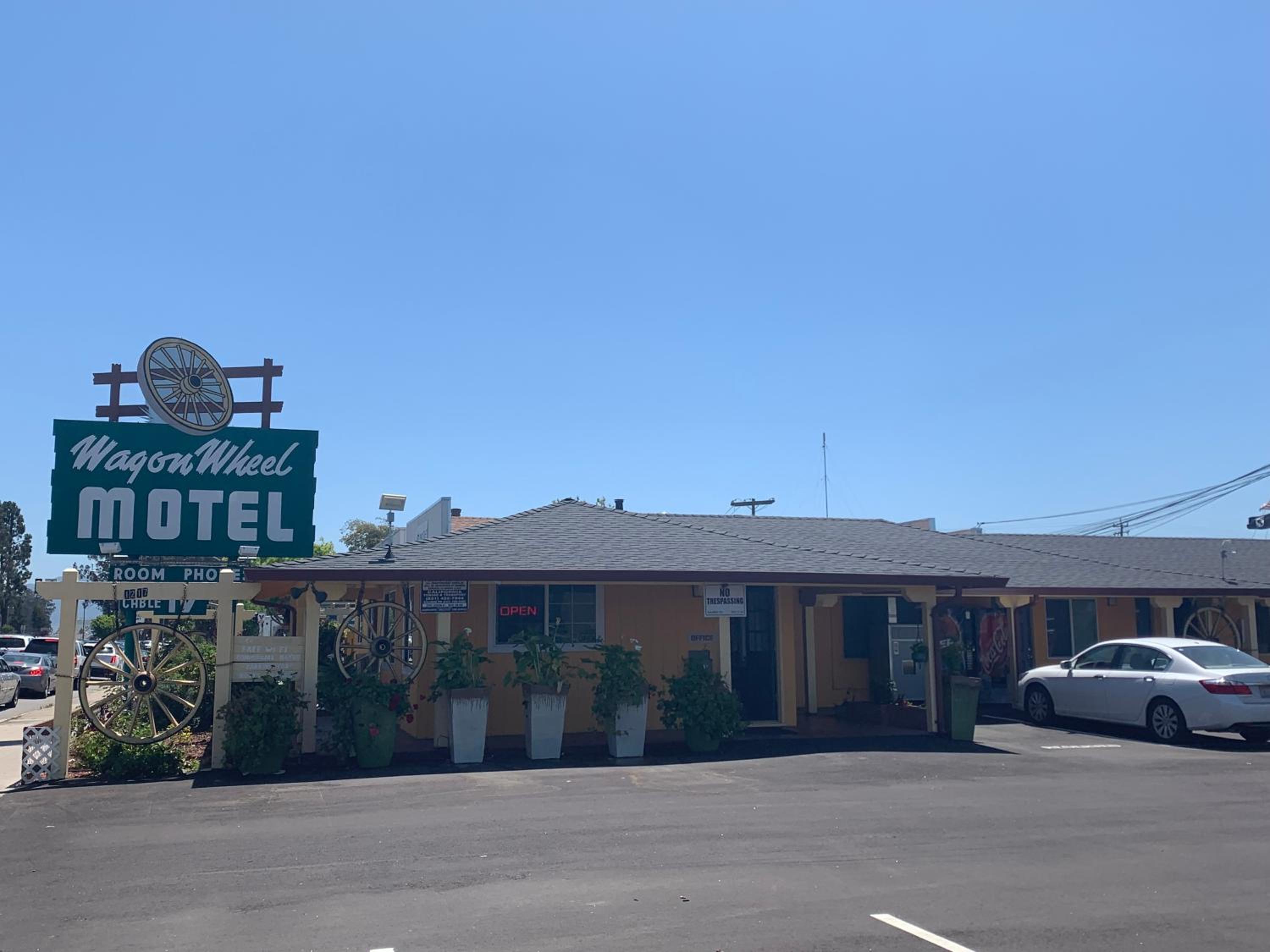 Wagon Wheel Motel