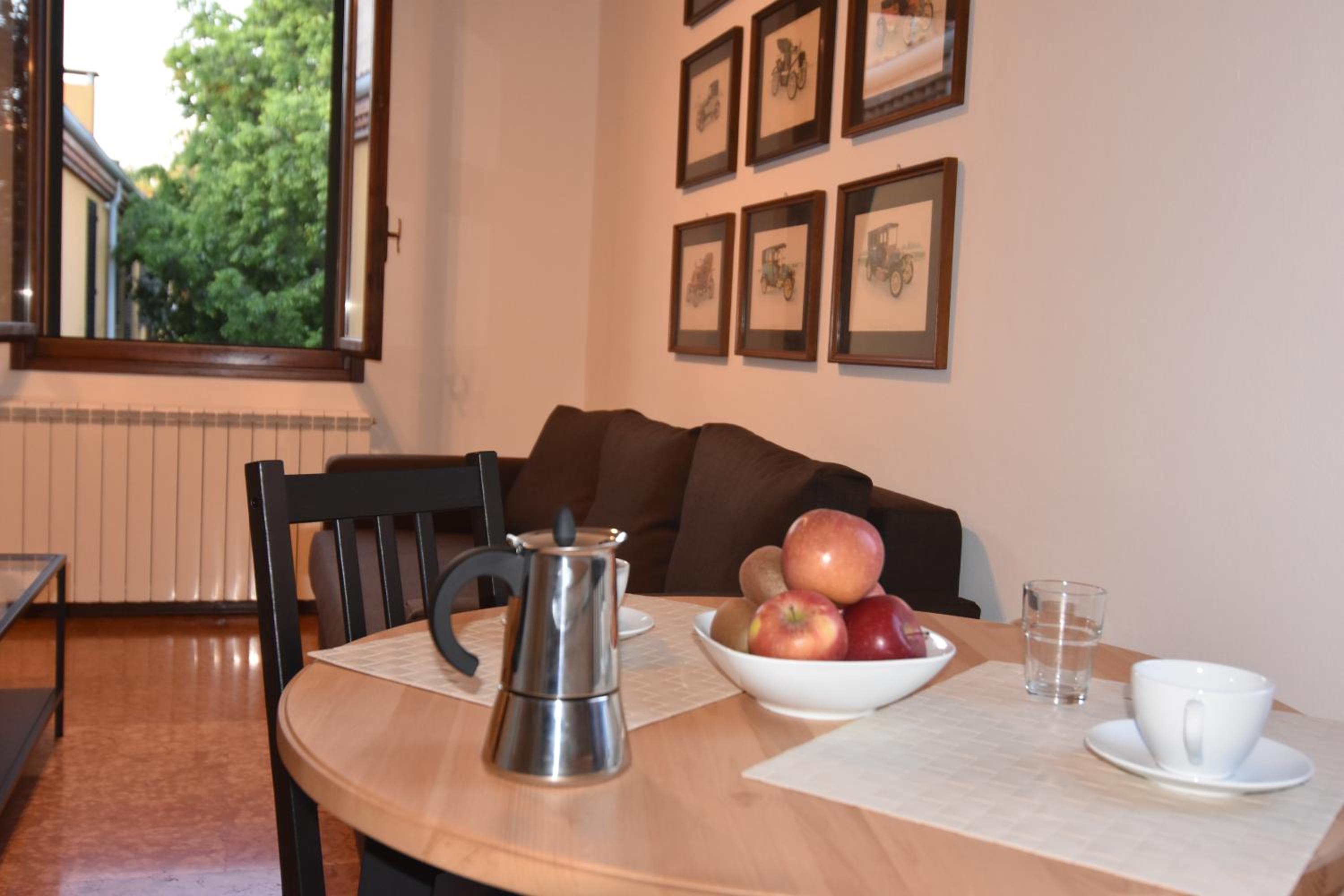 Emilia Suite view 2