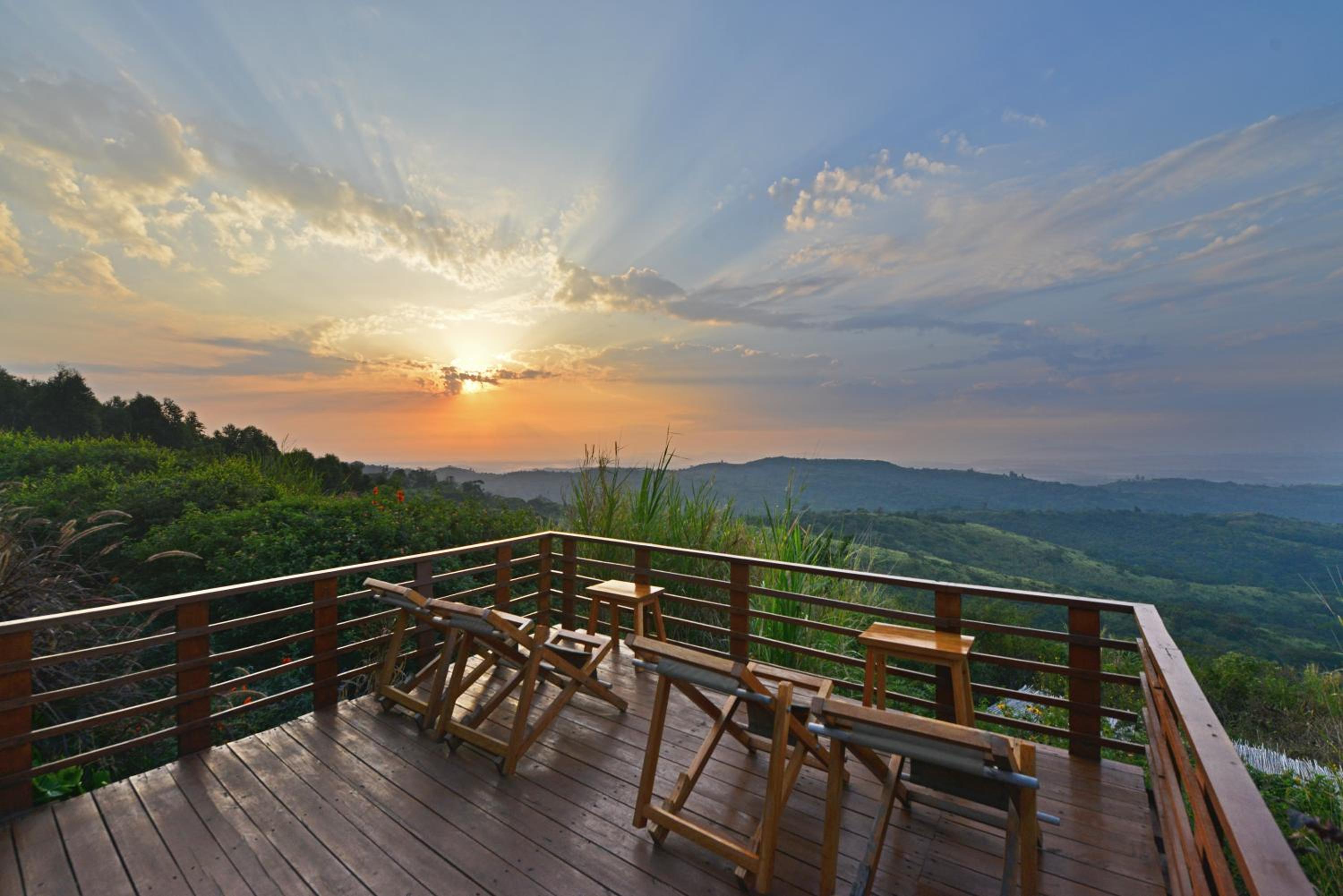 Isunga Lodge view 4