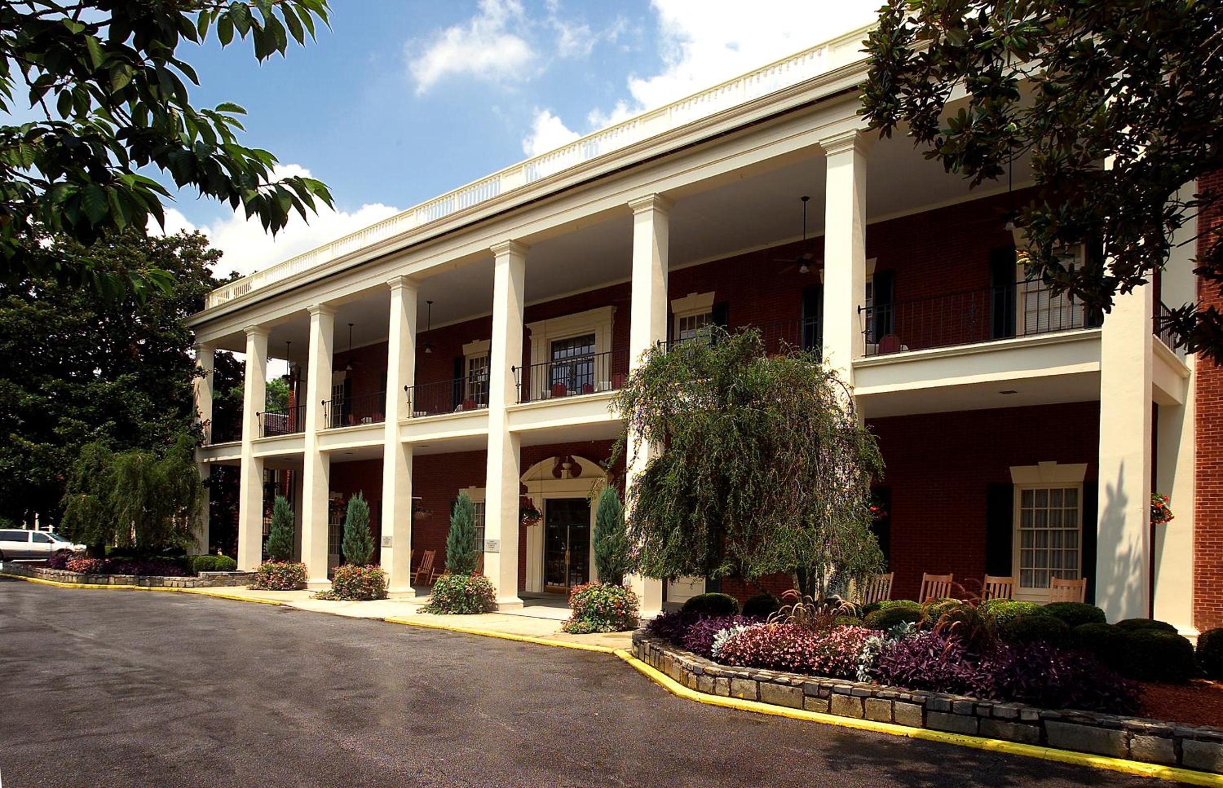 The Inn at Stone Mountain Park - Property Image 2
