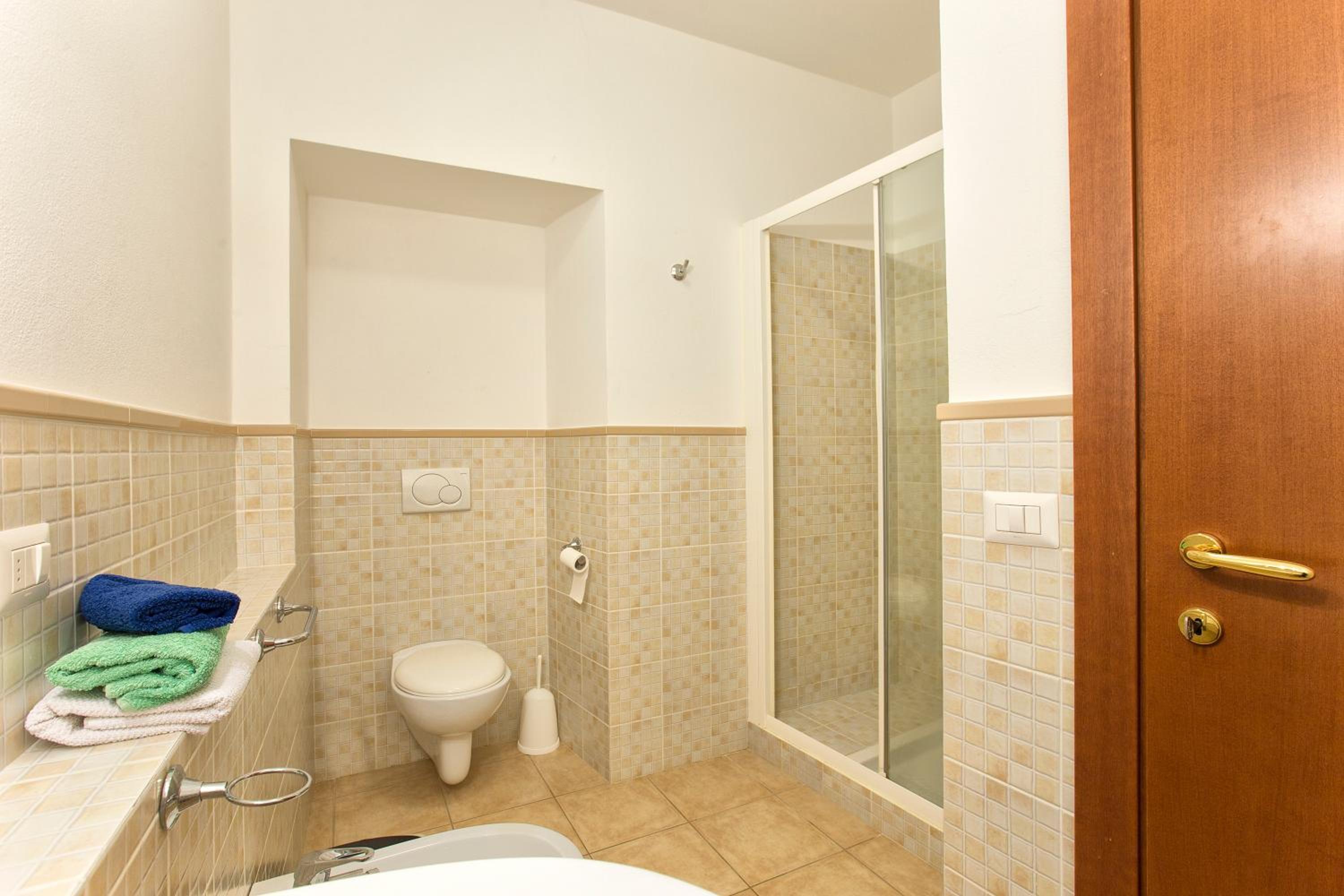 Photo 43