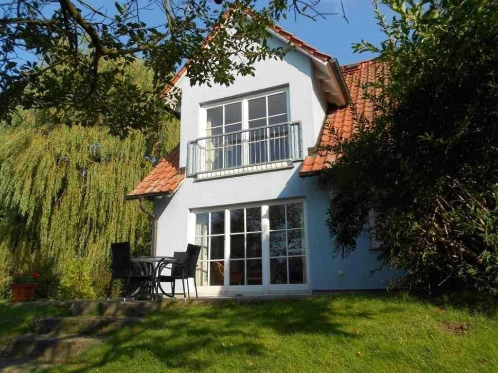 "Blaues Haus" view 5