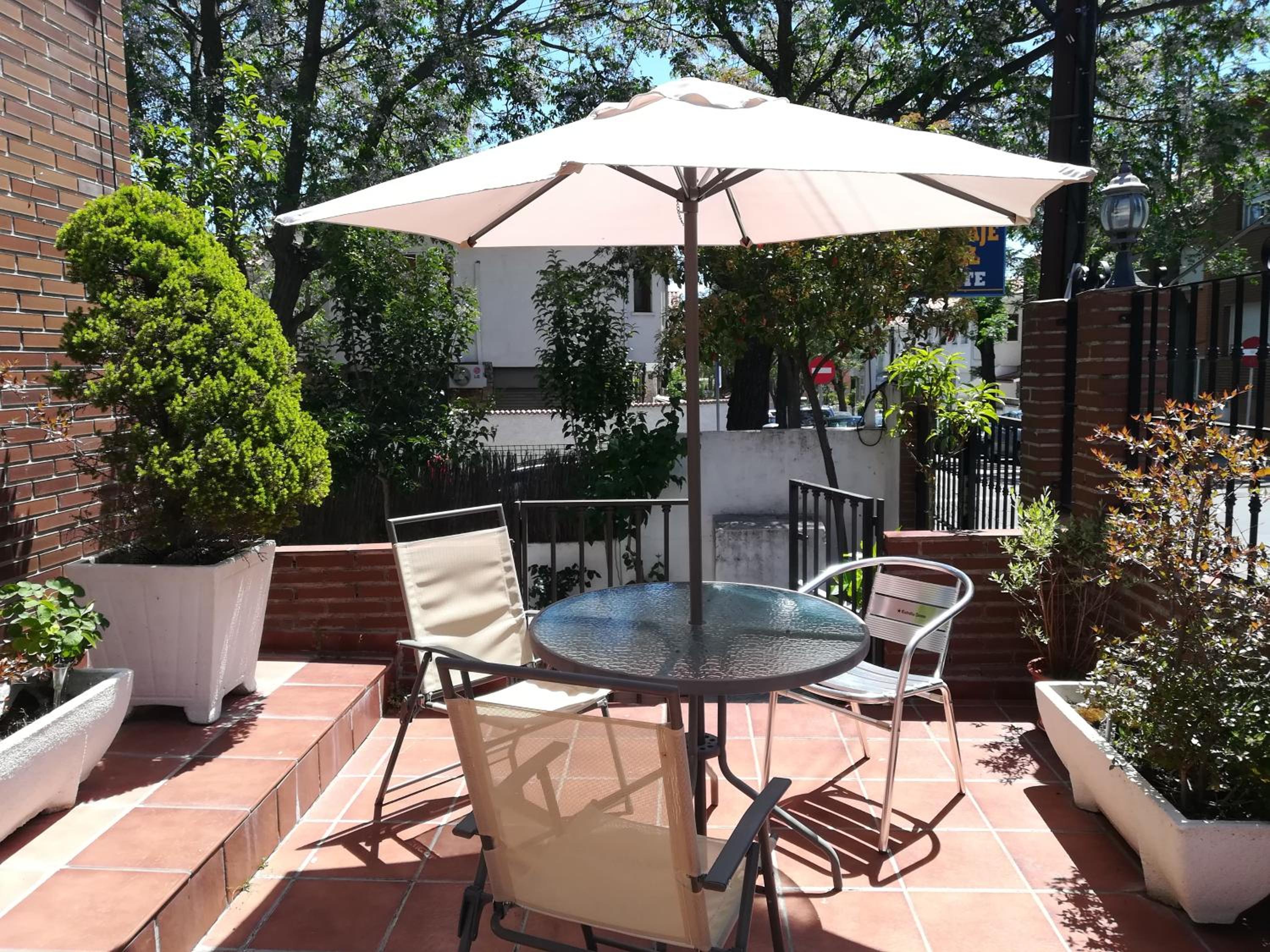 Hostal Brunete view 5