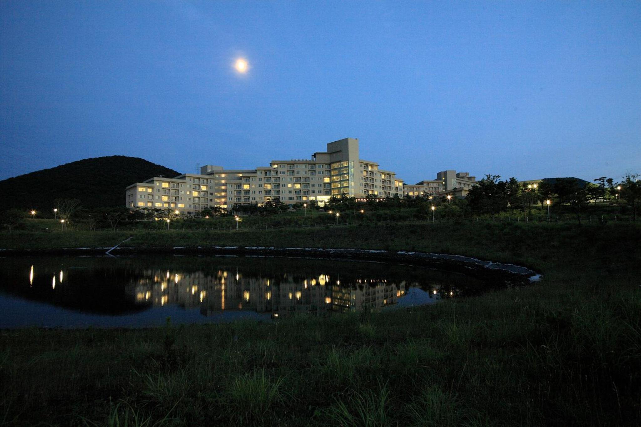 Jeju Vacations - Hanwha Resort Jeju - Property Image 4