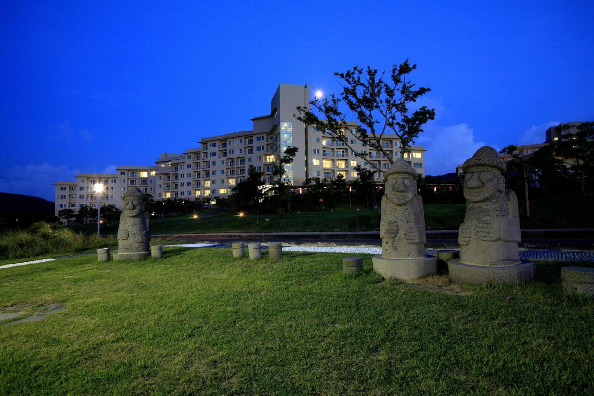 Jeju Vacations - Hanwha Resort Jeju - Property Image 8