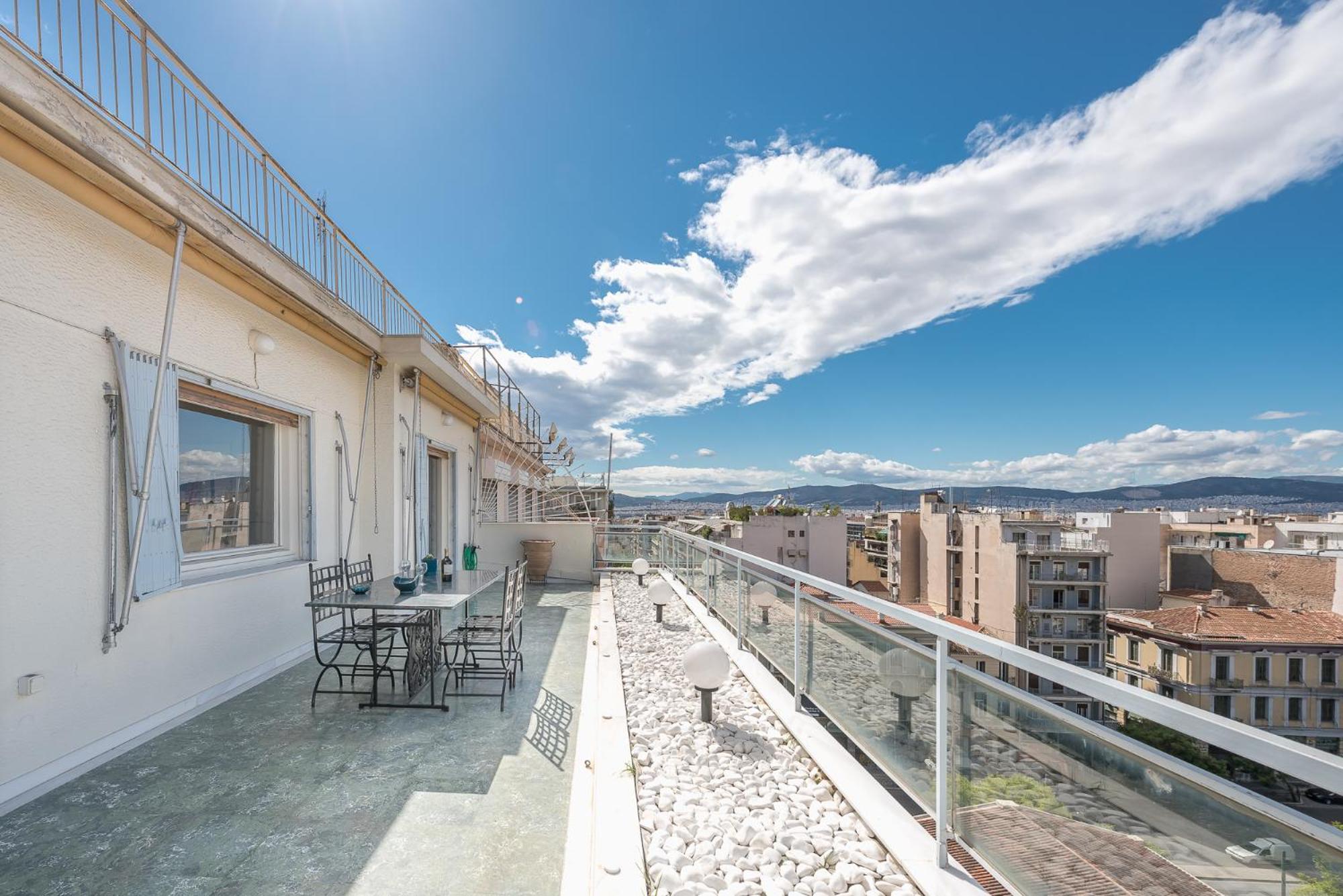 ATHENStay Penthouse Suite