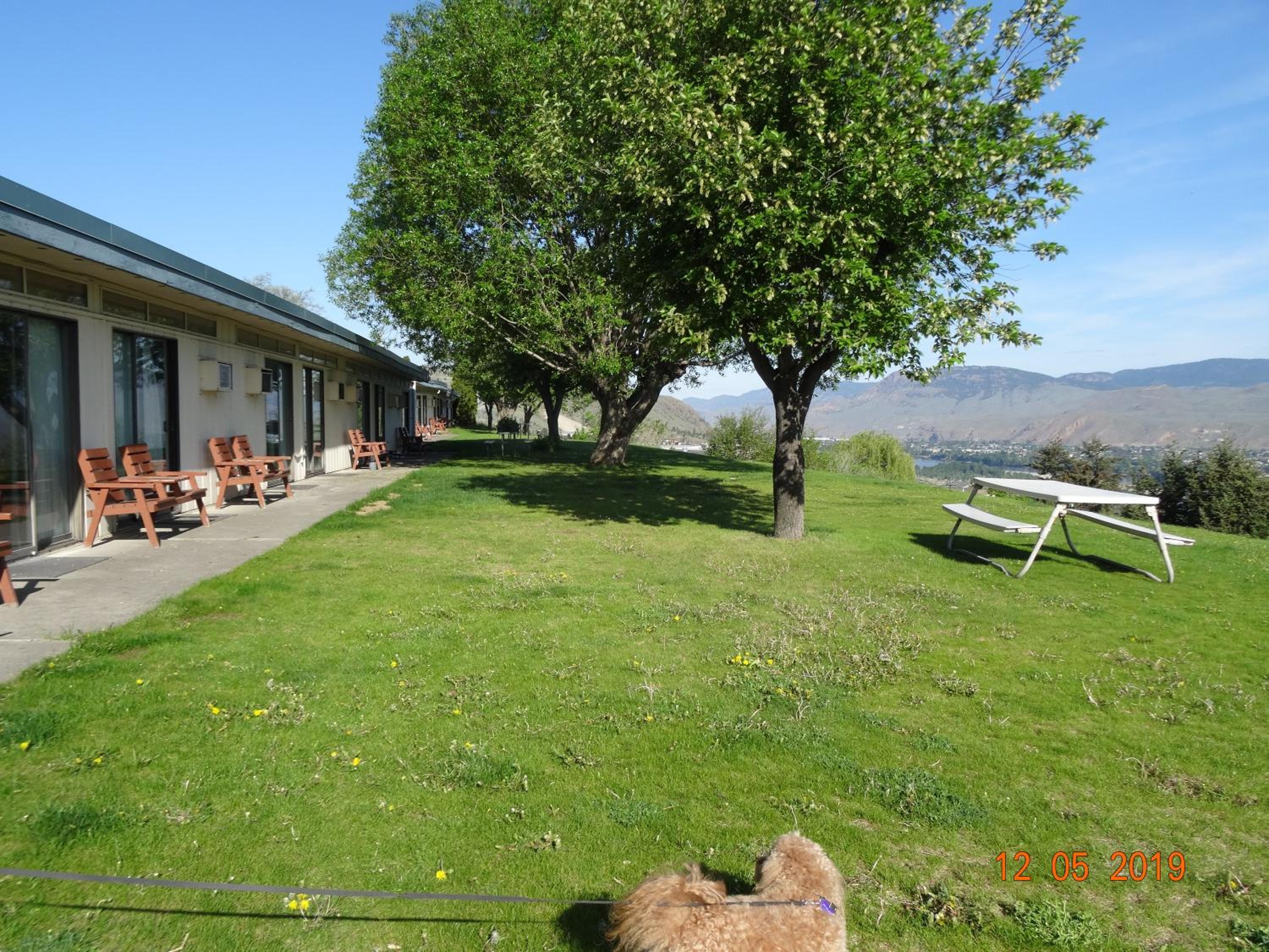 Hotel Hospitality Inn - Image 1