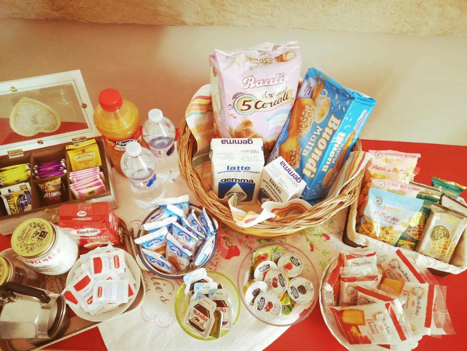 Hotel B&B A DUE PASSI - Image 1