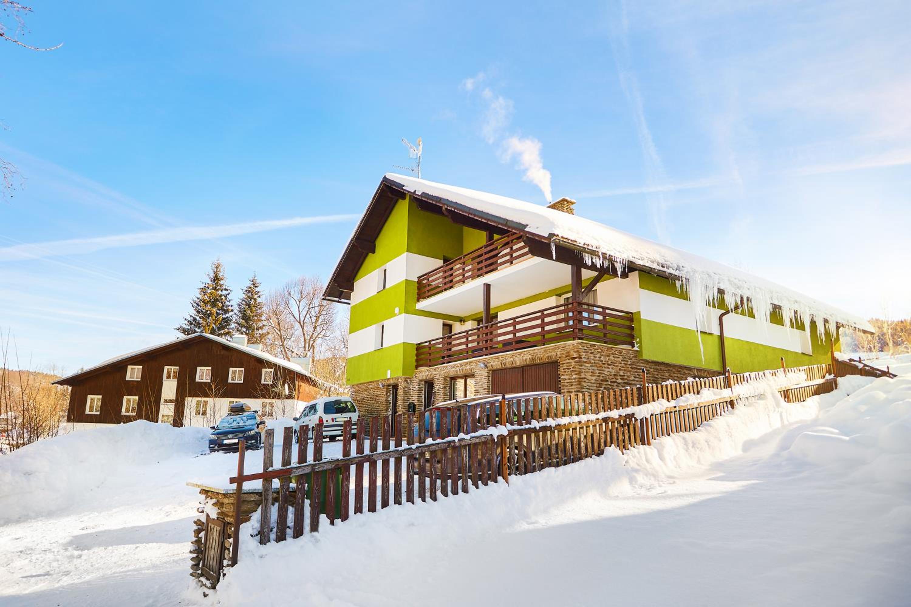 Apartmány Nad Rybníkem