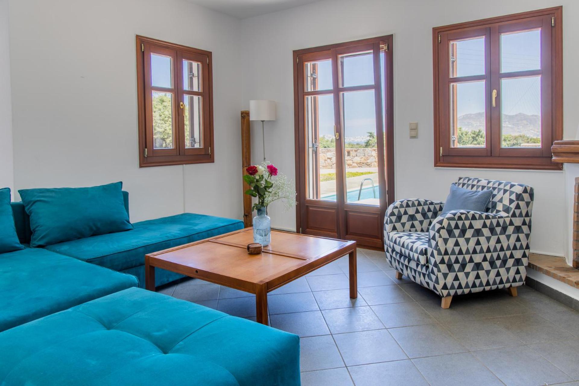 Fabulous Holiday Villa in Naxos Island photo 5