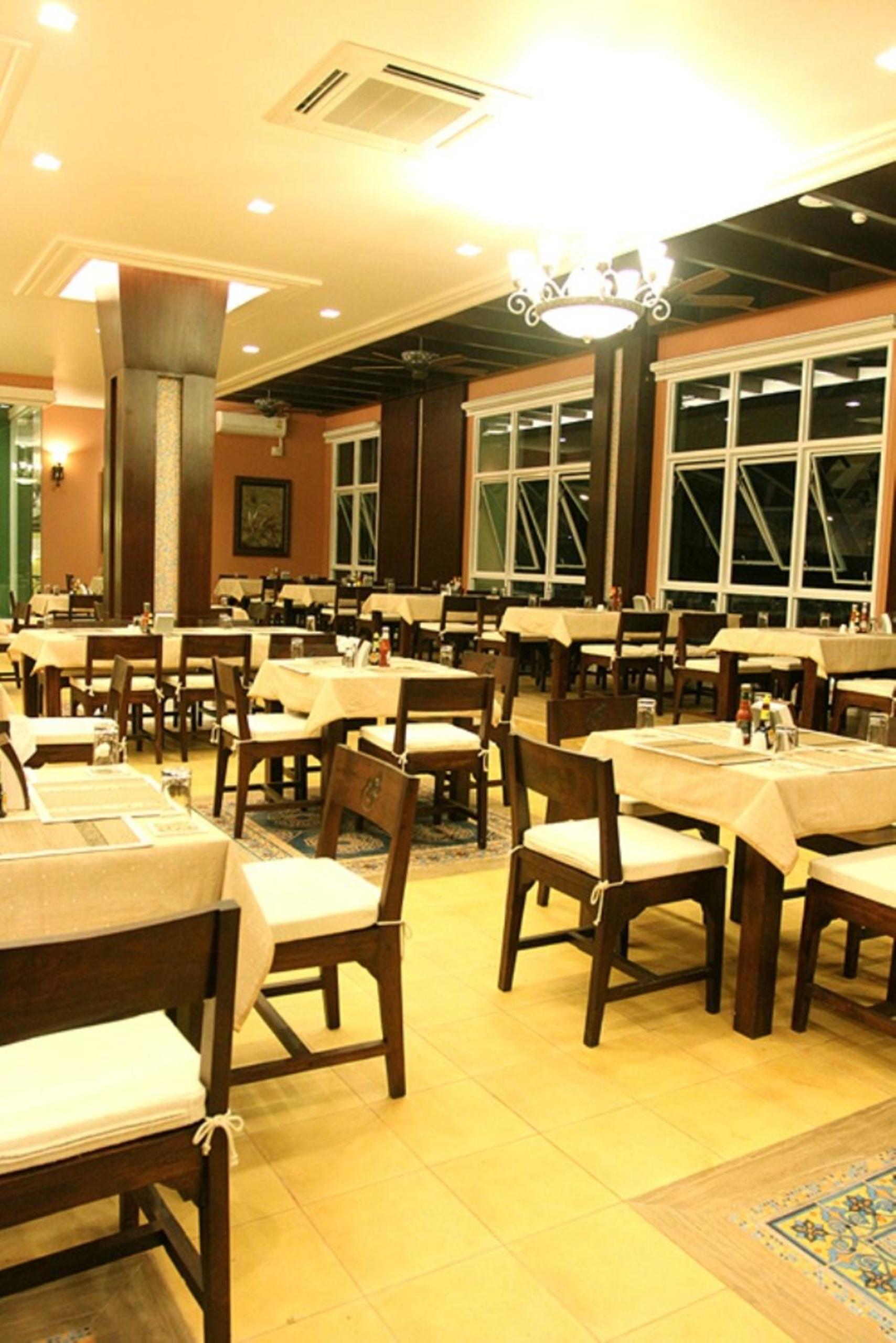 Chour Palace Hotel