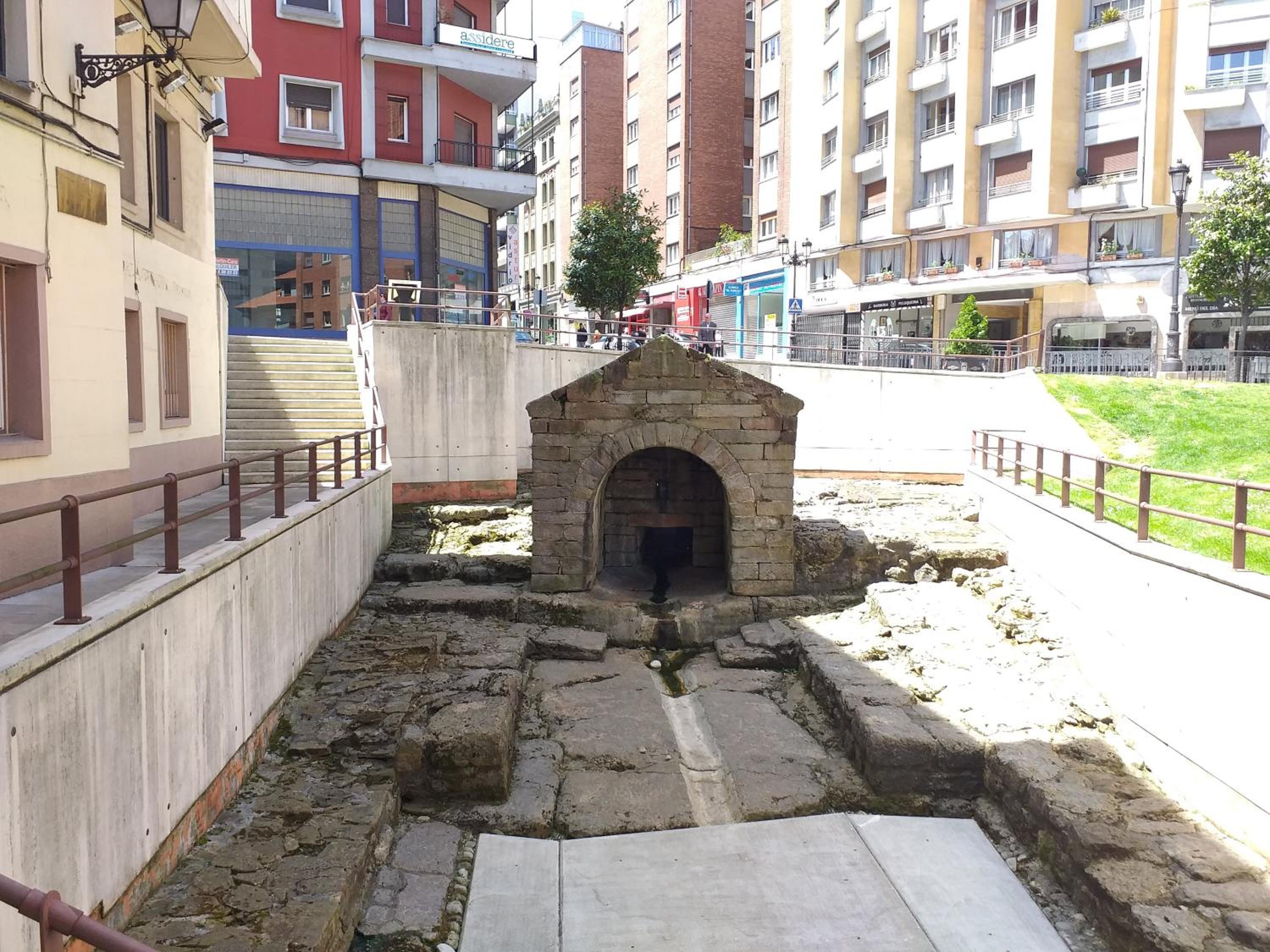 Photo 12