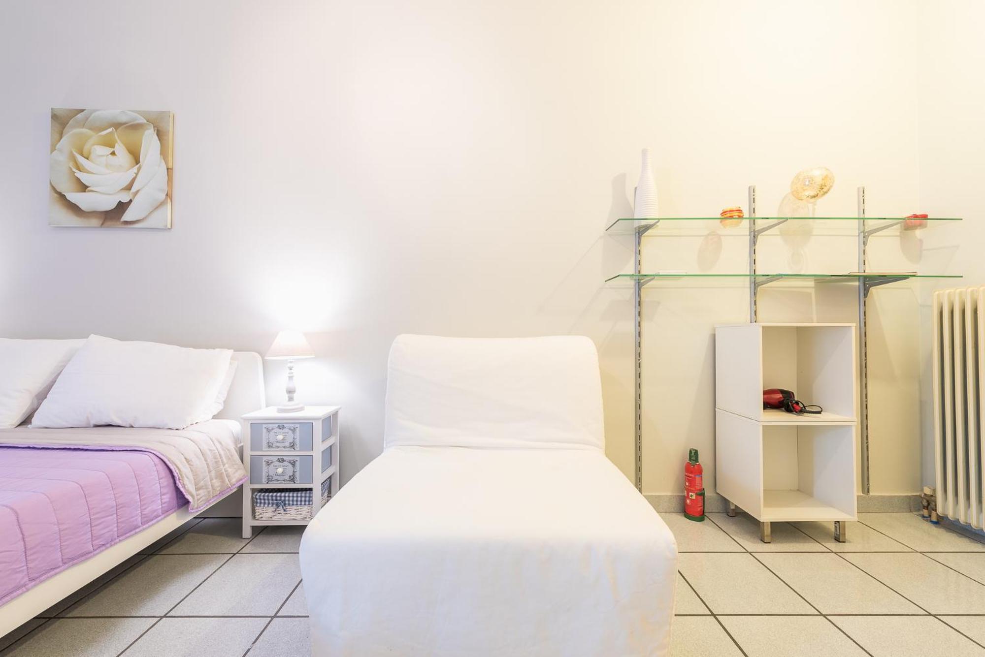 Zenios Kisamos-Pretty comfy studio