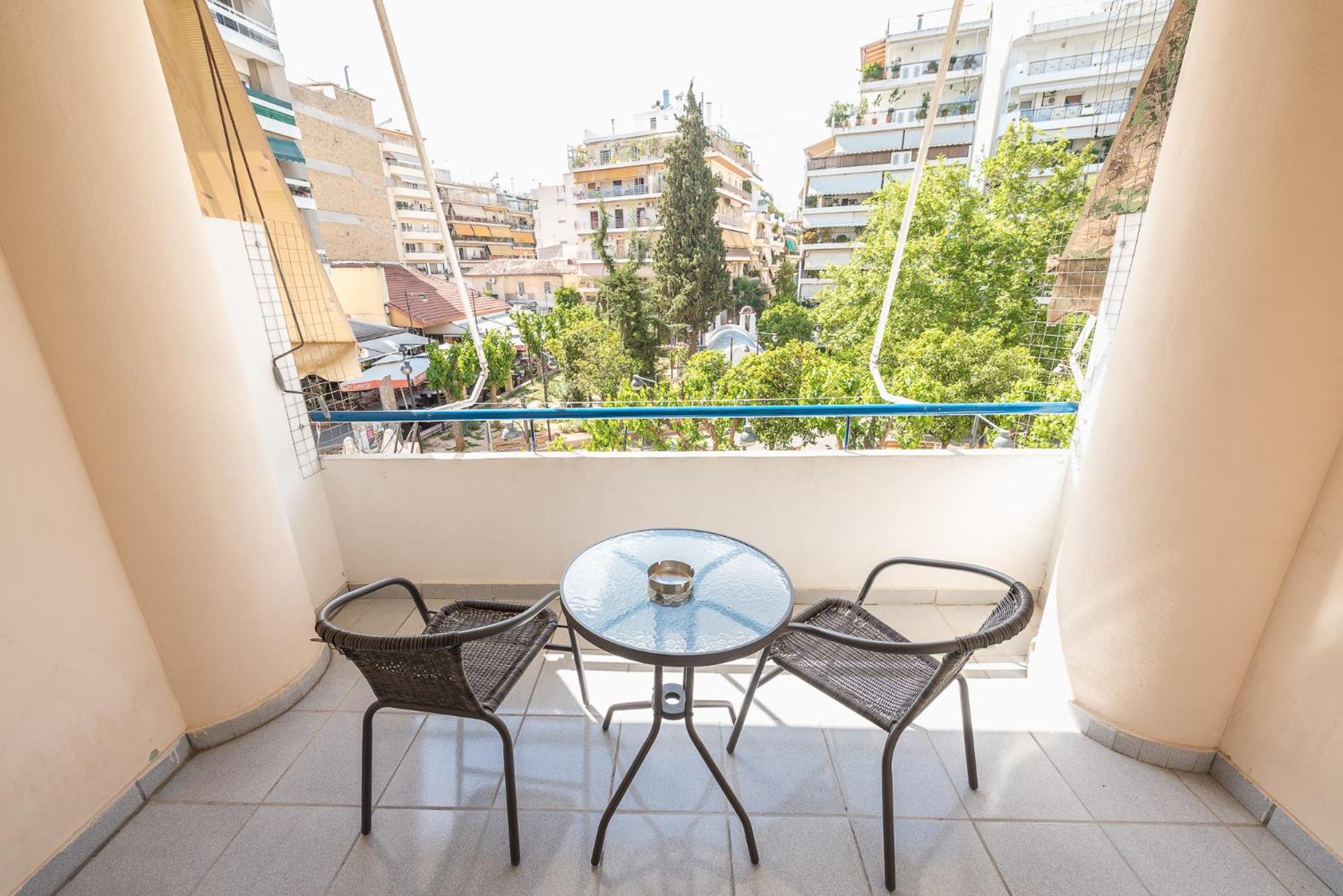 Zenios Kisamos-Pretty comfy studio