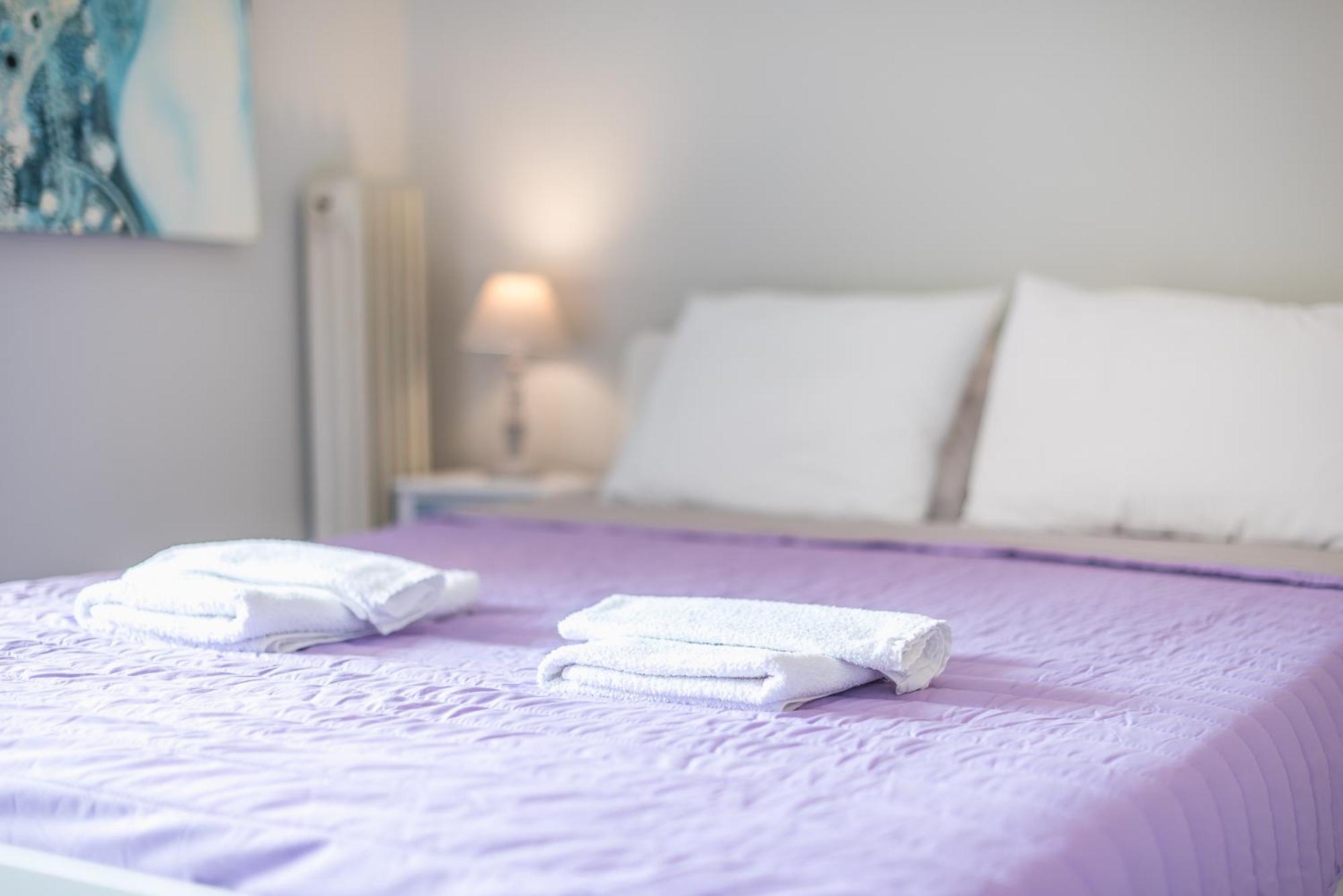 Zenios Kisamos-Pretty comfy studio