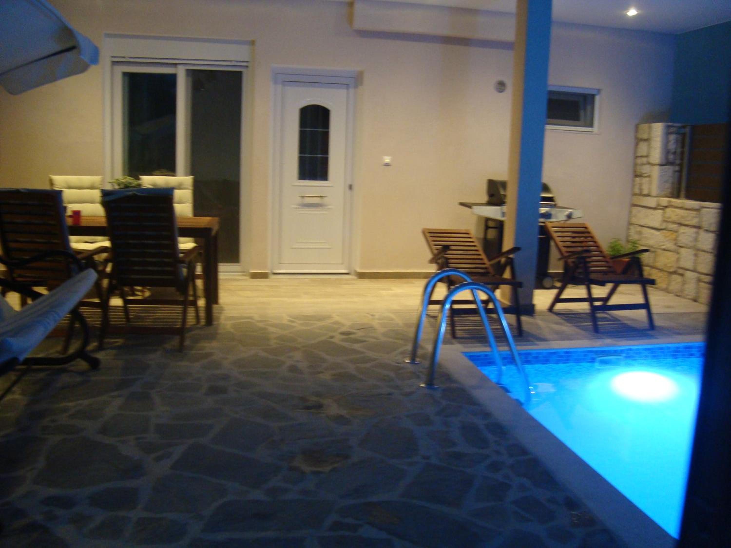 Photo 42
