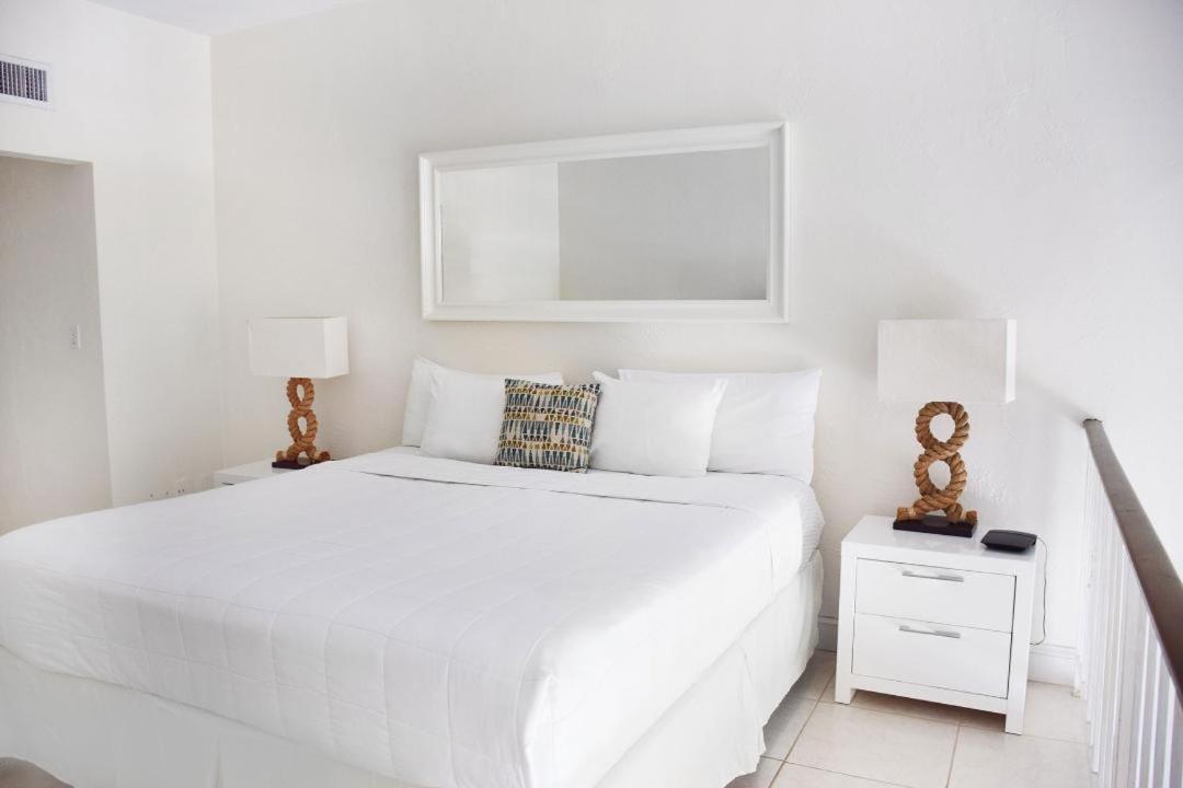 Suites at Coral Resorts