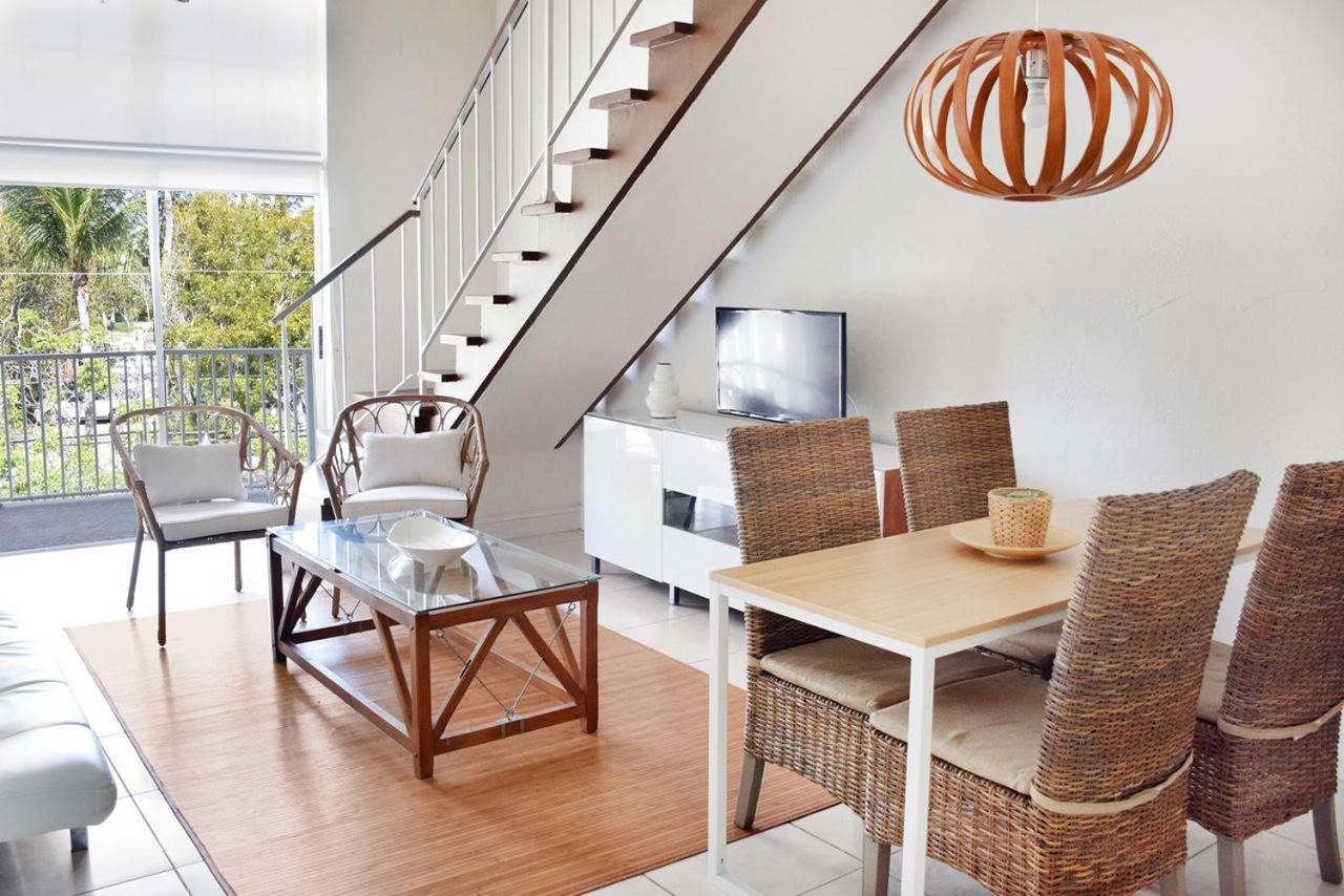 Suites at Coral Resorts