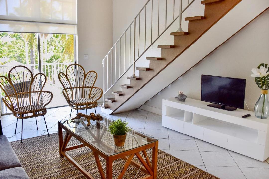 Suites at Coral Resorts