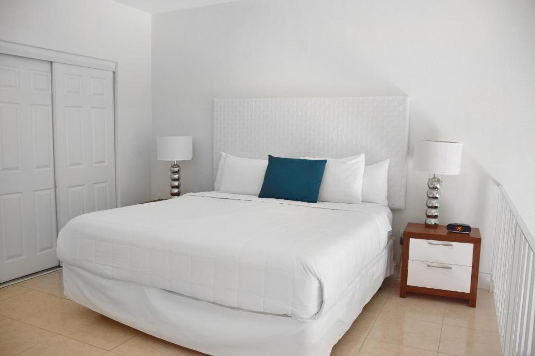 Suites at Coral Resorts