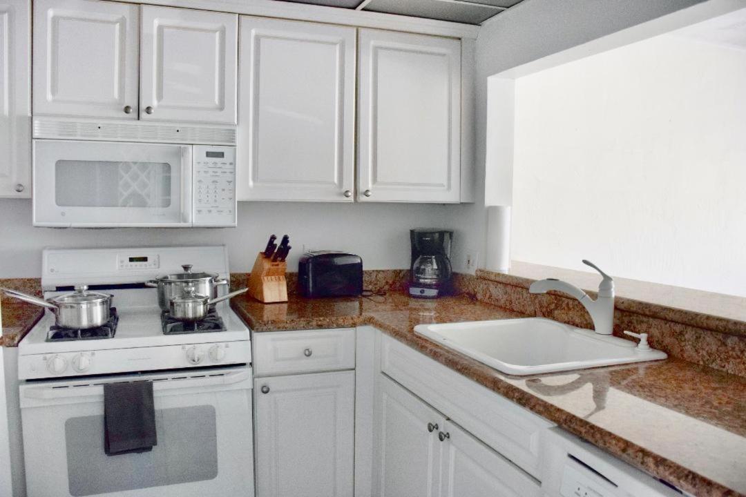 Suites at Coral Resorts