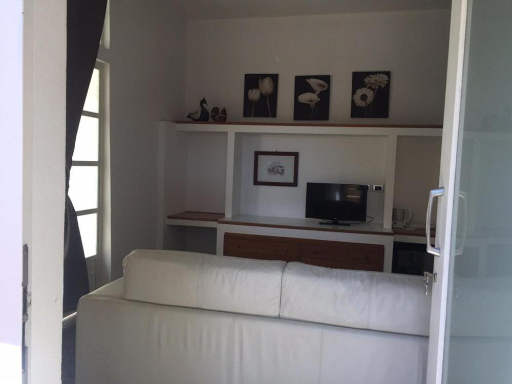 Campo Reale country rooms view 5