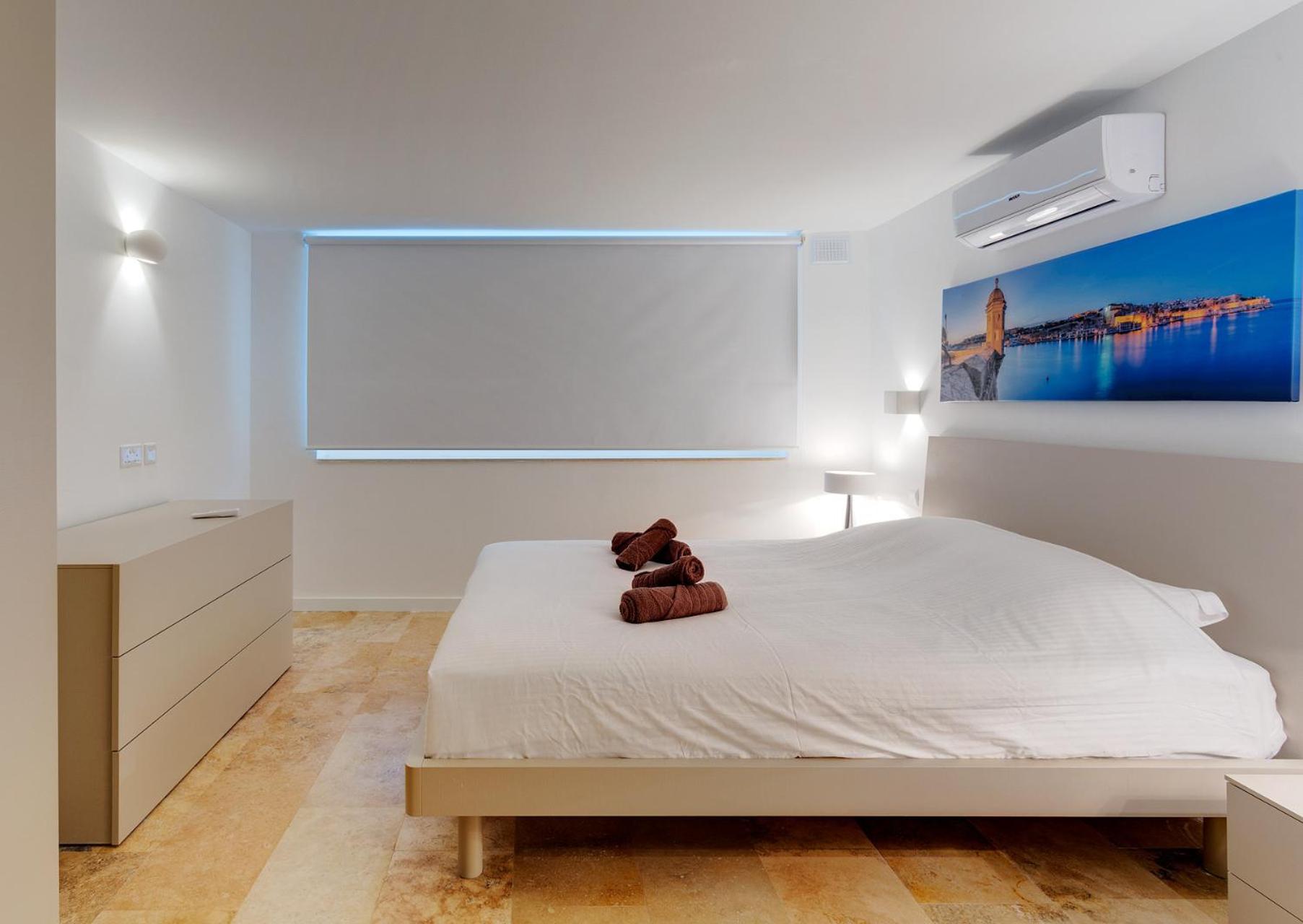 Modern 2 Bedroom Apartment in St Julians photo 4