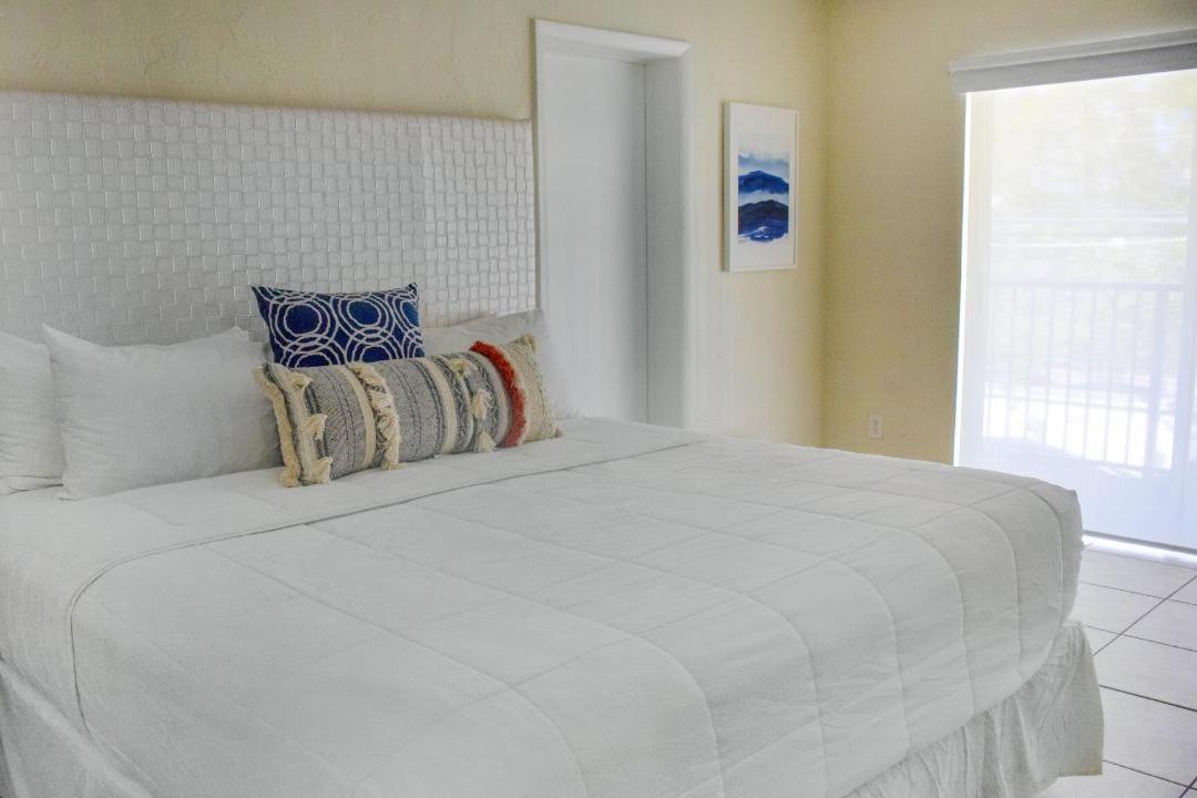 Suites at Coral Resorts
