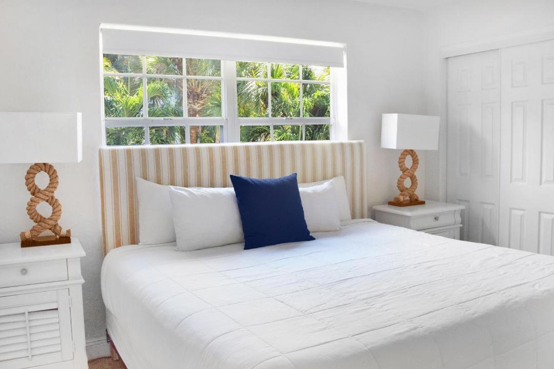 Suites at Coral Resorts